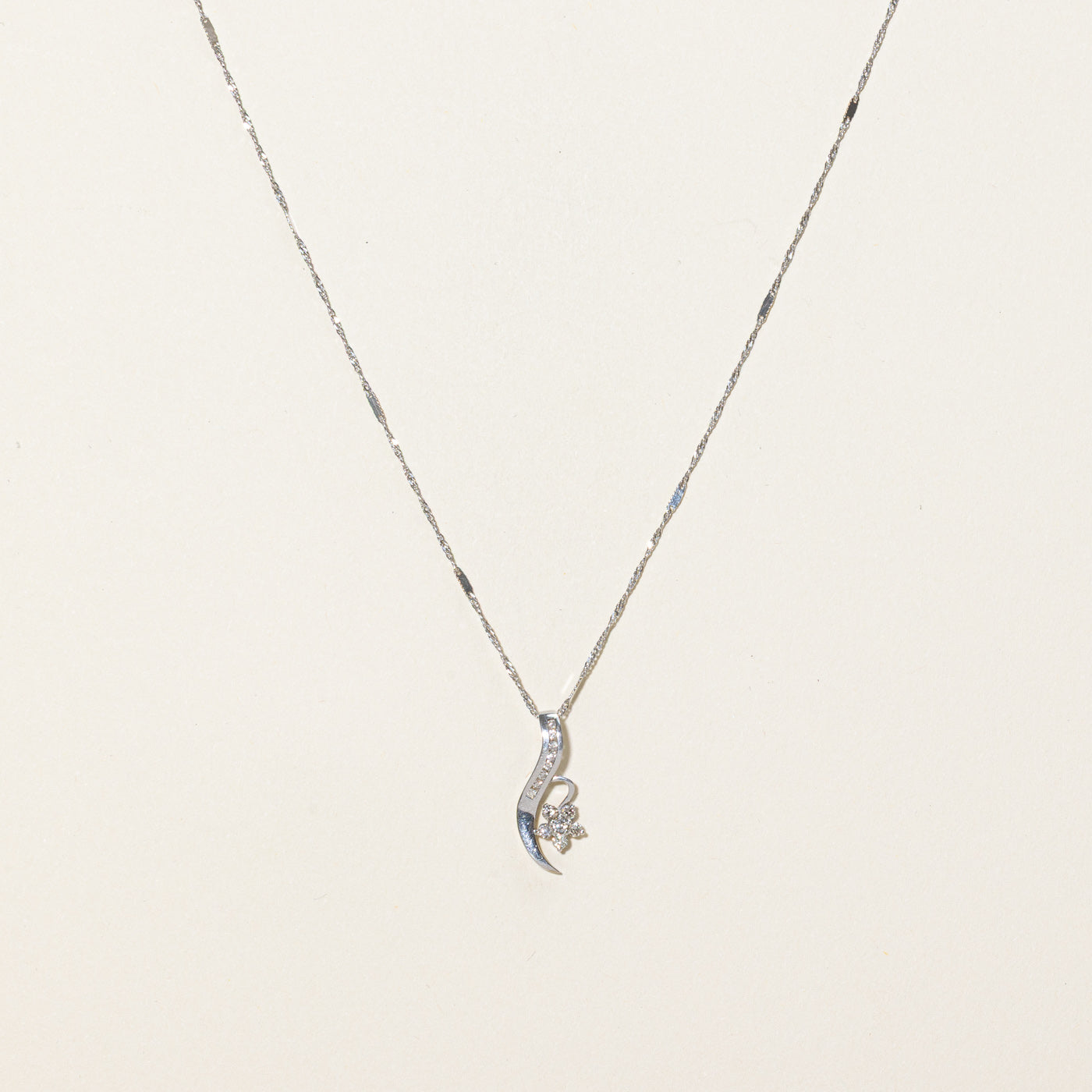0.20ctw Diamond Floral Pendant Necklace - 22 Inch Sterling Silver Elegant Jewelry for Women, Perfect for Weddings, Anniversaries & Special Occasions