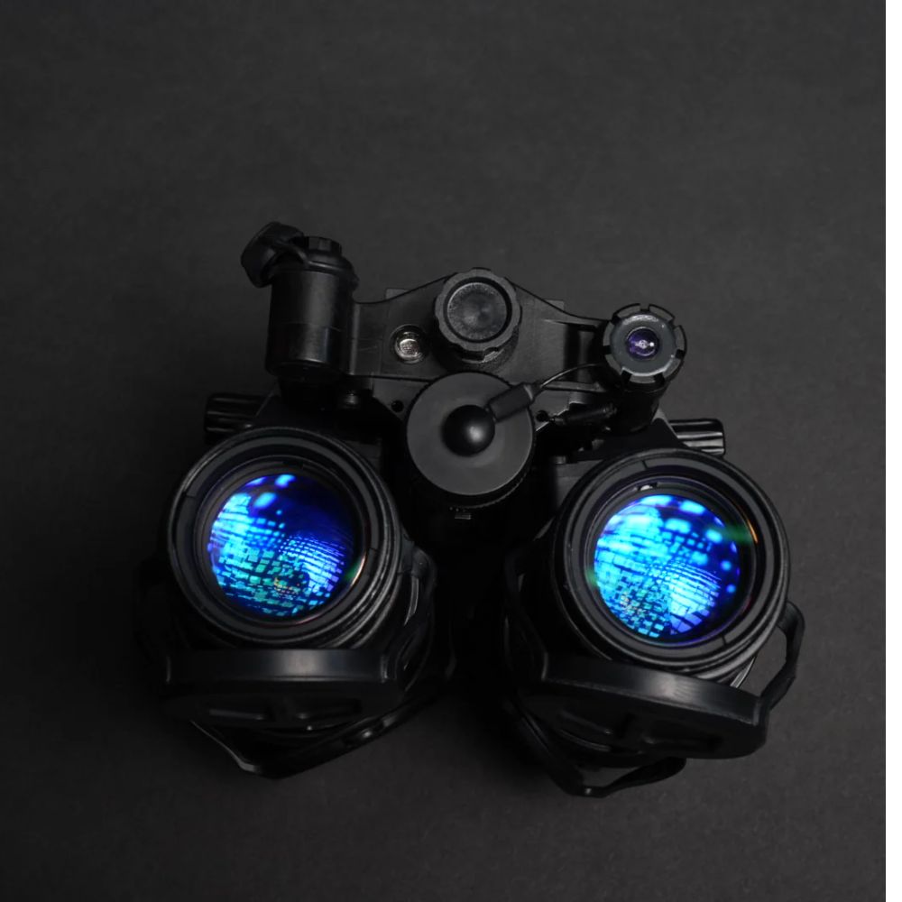 PVS-31D Gen 3 Night Vision Goggles with White Phosphor & IR Illuminator | Wilcox G24 Lite Helmet Mount | Tactical, Military, Hunting & Outdoor Night Vision Equipment