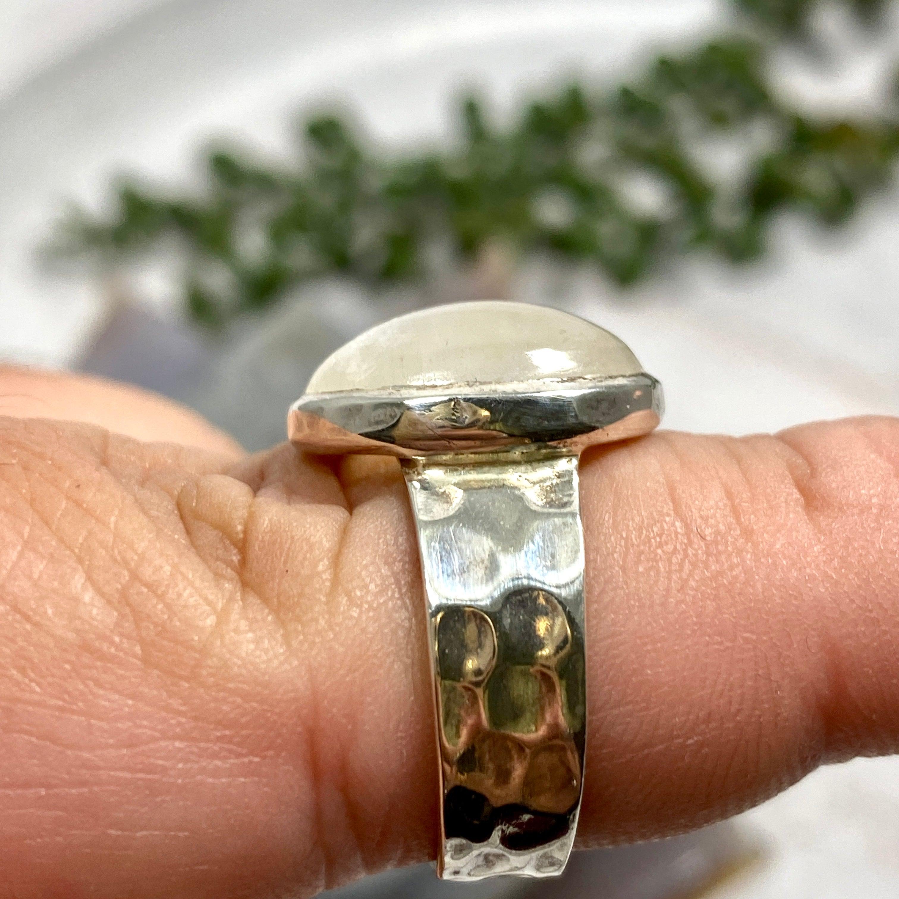 Moonstone Oval Beaten Band Ring Size 8 - KRGJ1783 | Elegant Boho Jewelry for Women, Perfect for Weddings, Parties & Everyday Wear