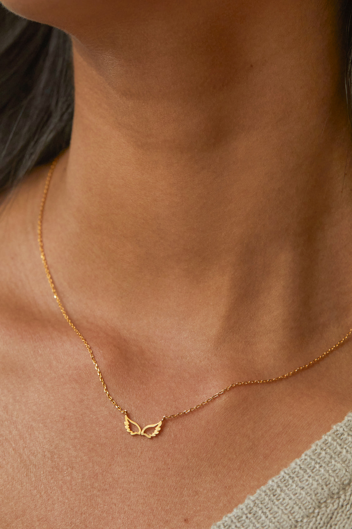 Angel Wings Necklace for Women - Sterling Silver or Gold Plated Pendant with Chain - Perfect Gift for Birthday, Christmas, Anniversary - Ideal for Everyday Wear, Special Occasions & Spiritual Jewelry Collection