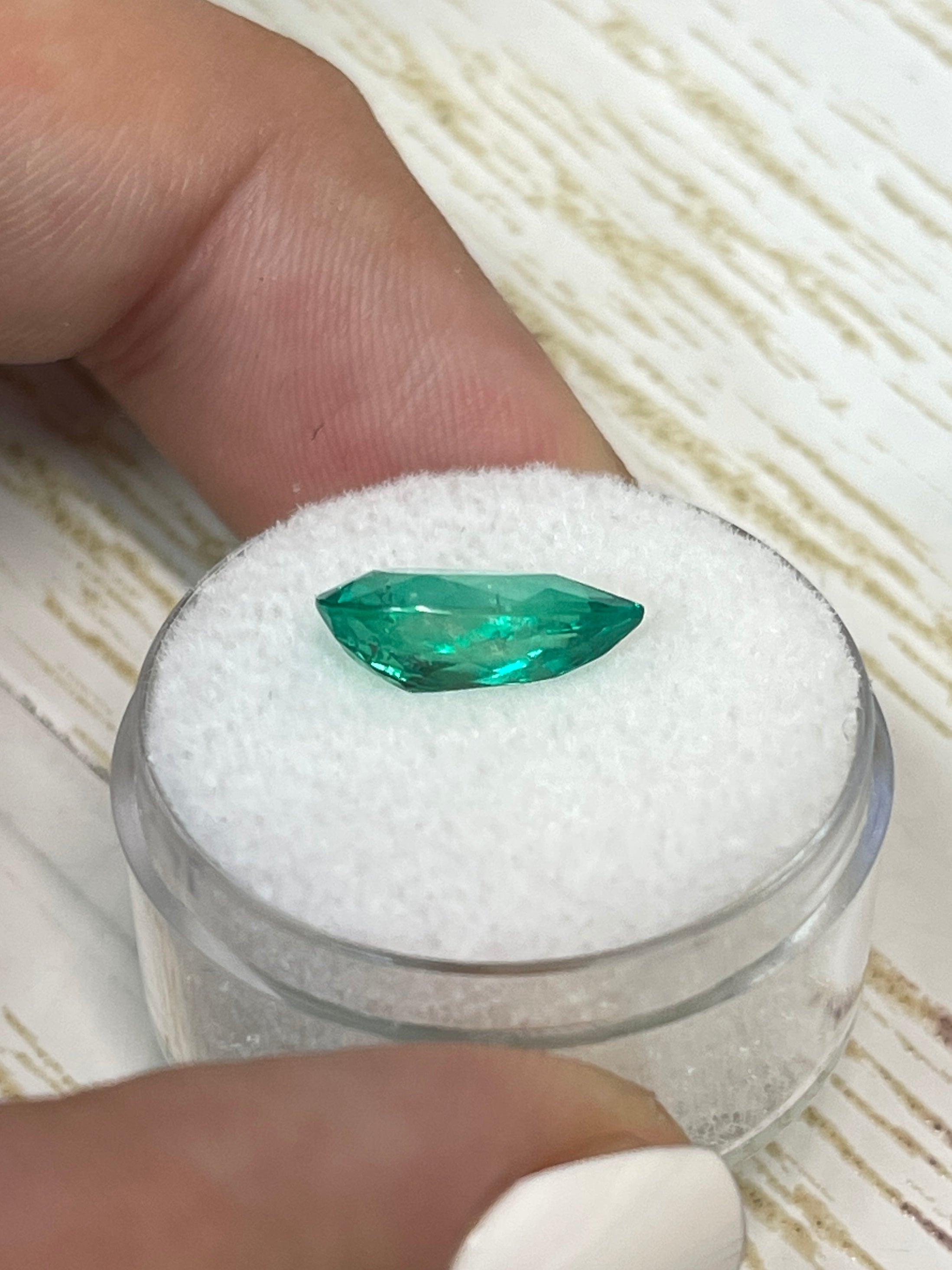 2.51 Carat 12.5x8mm Natural Colombian Emerald Pear Cut Loose Gemstone for Jewelry Making - Engagement Rings, Necklaces & Earrings