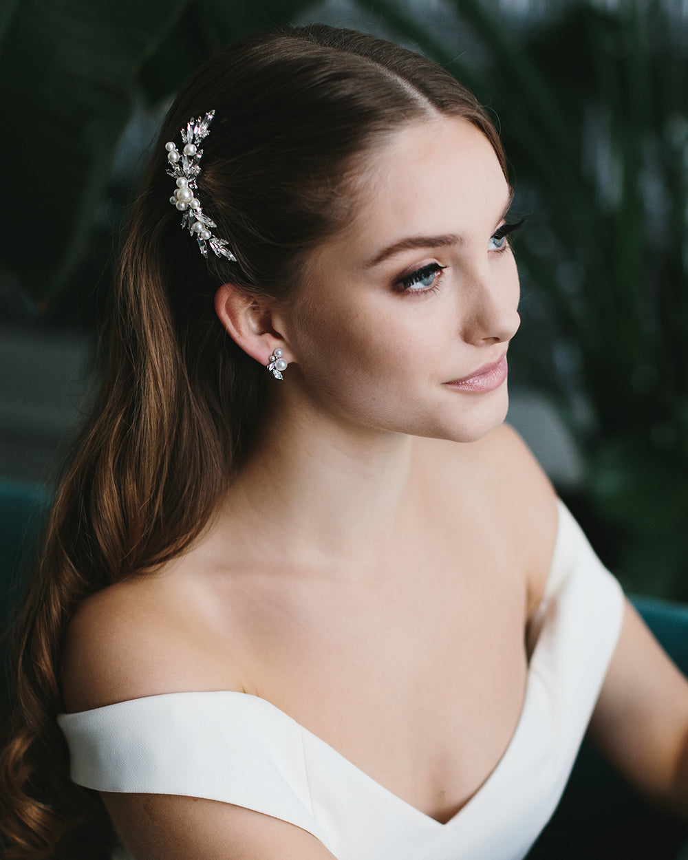 Martina Bridal Comb - Elegant Rhinestone Wedding Hair Accessories for Brides, Bridesmaids & Prom | Perfect for Weddings, Formal Events & Special Occasions