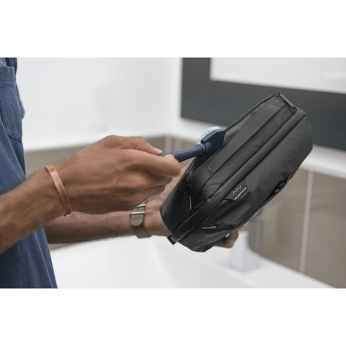 Peak Design Travel Wash Pouch - Waterproof Toiletry Bag for Men & Women | Compact Organizer for Shampoo, Toothbrush & Cosmetics | Perfect for Camping, Gym & Air Travel (Black)