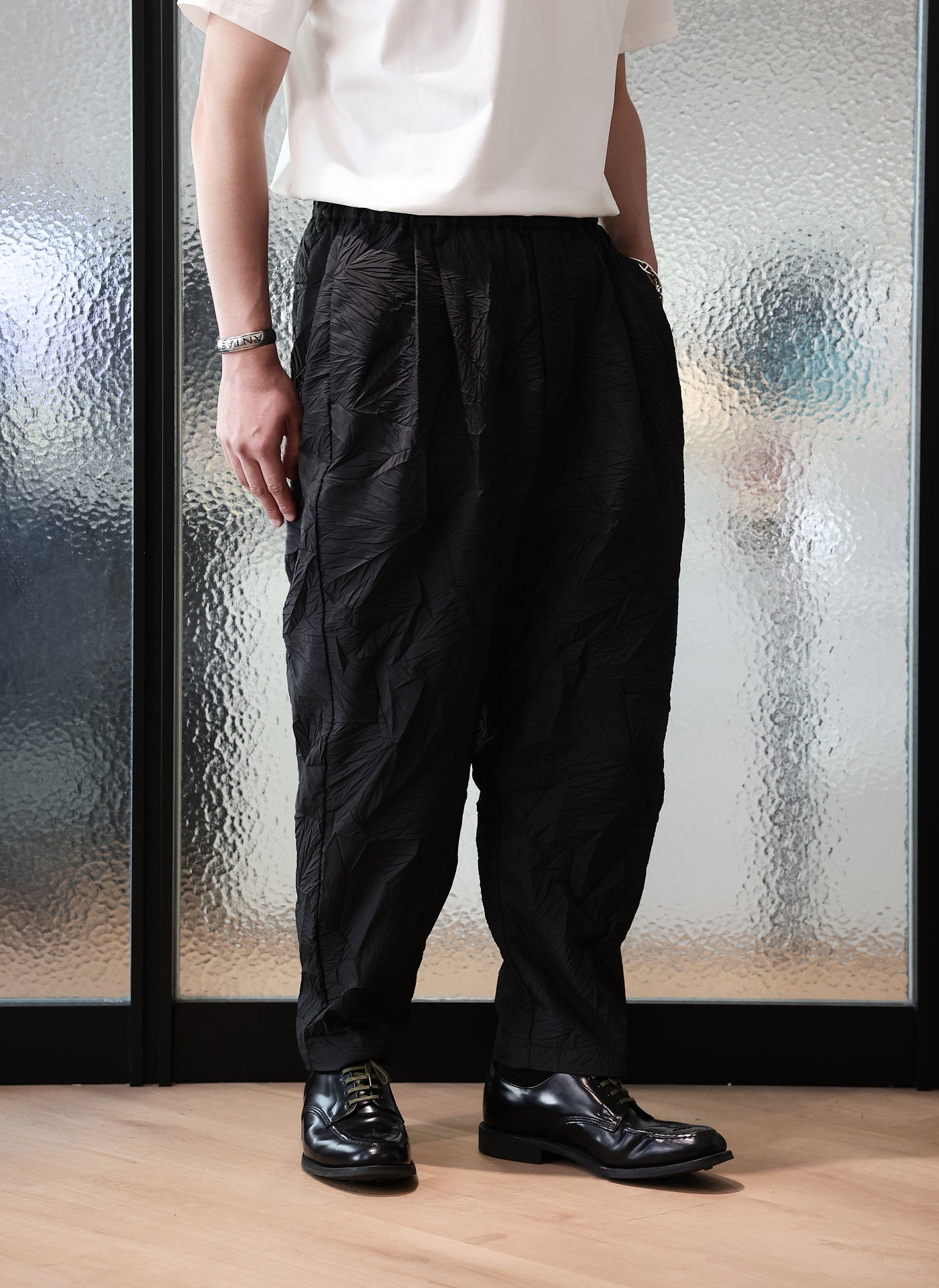 Stylish Distort Pleats Polyester Easy Pants for Women - Comfortable & Trendy Casual Wear for Office, Travel & Daily Outfits