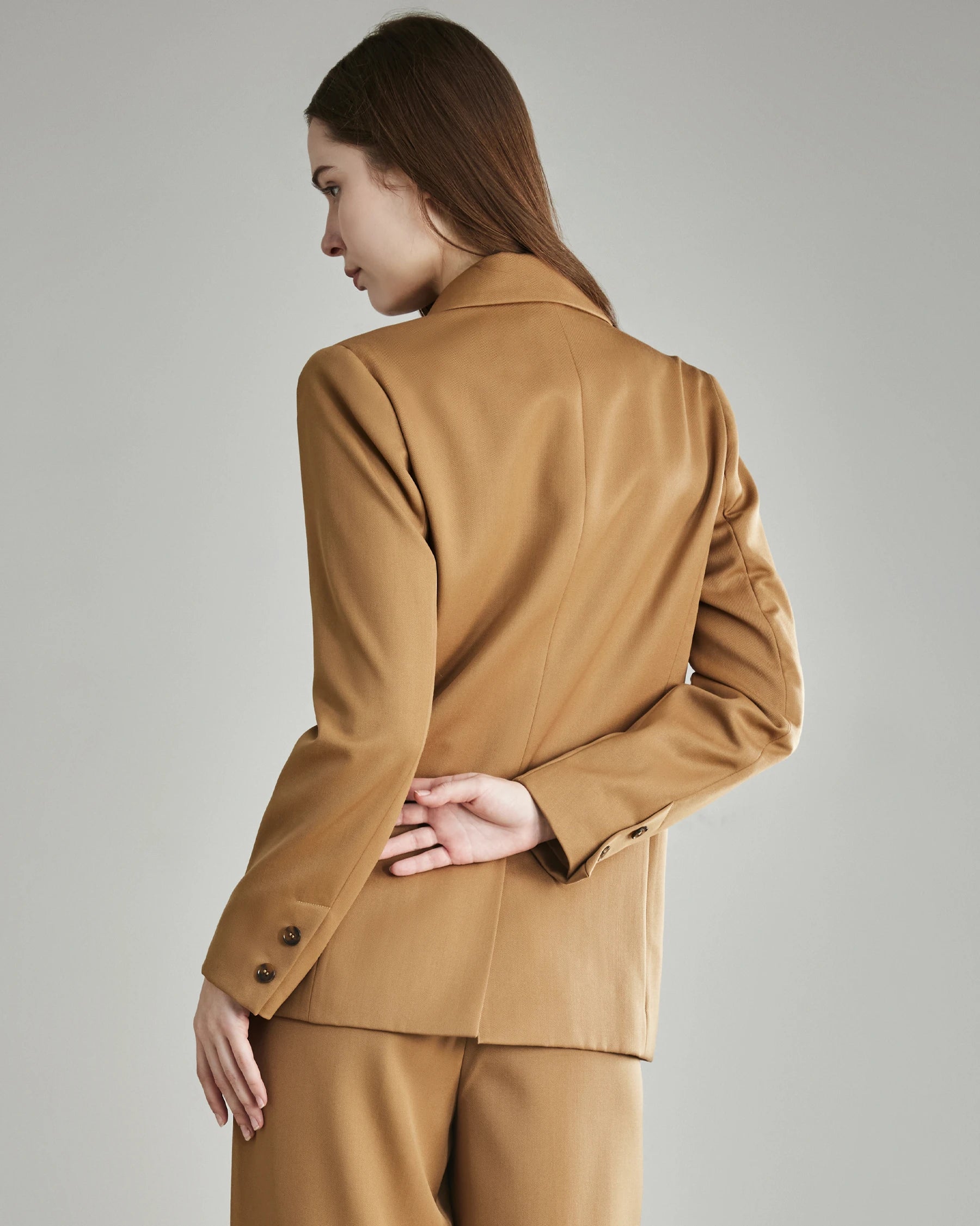 Women's Wool Peak Lapel Blazer - Elegant Business Jacket for Office, Formal Events & Professional Wear | Winter Work Attire & Special Occasion Outfit