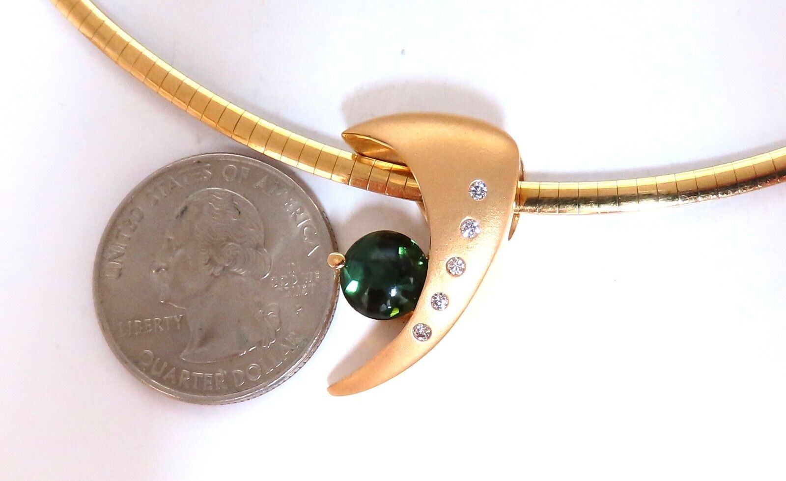 3ct Natural Green Round Tourmaline Mod Deco Necklace Omega 14kt Gold - Elegant Jewelry for Women, Perfect for Weddings, Parties & Special Occasions