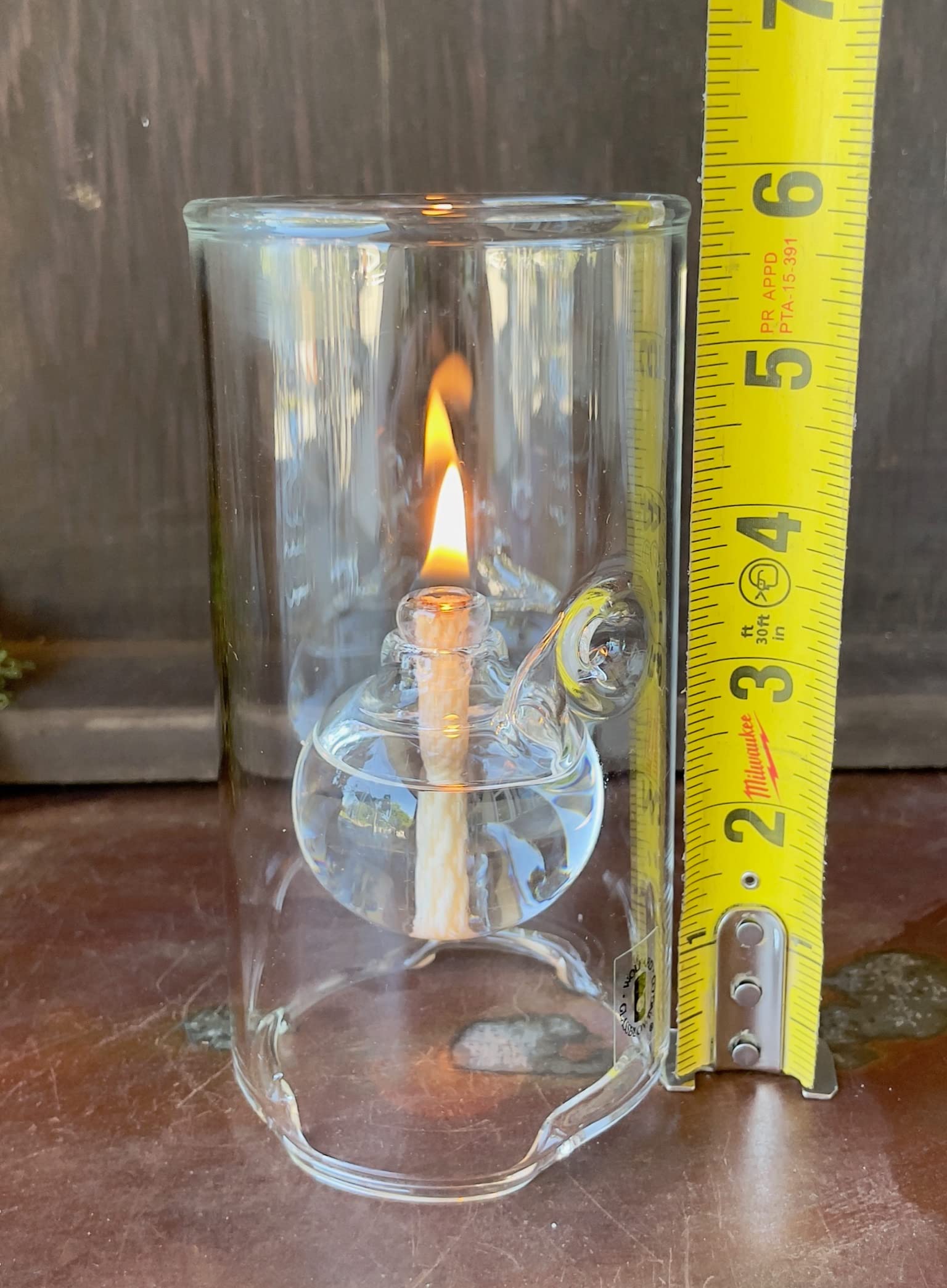 6 Inch Classic Oil Lamp - Vintage Style Decorative Lighting for Home, Camping & Emergency Use