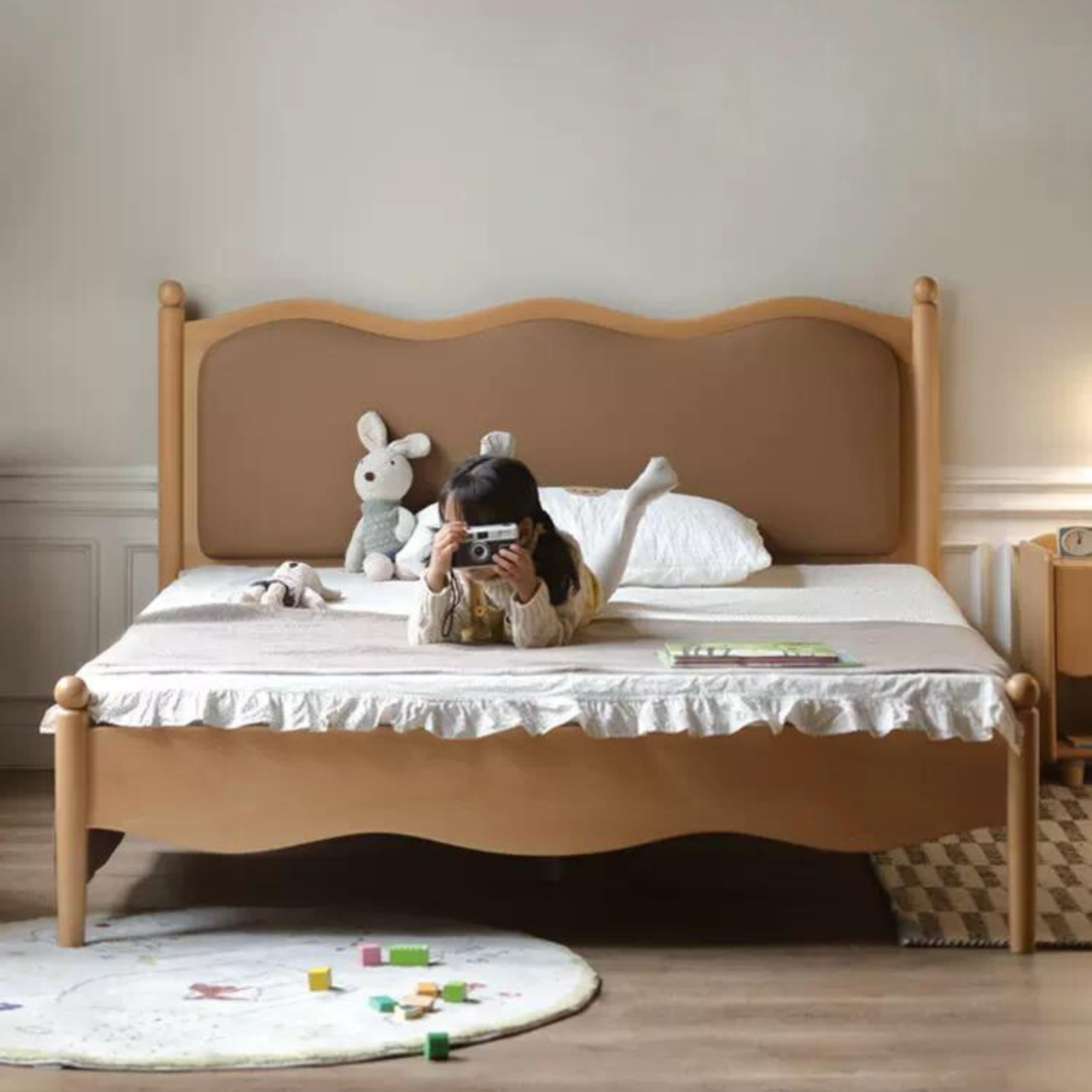 Solid Oak & Beech Wood Children's Bed - Princess Style for Girls & Classic Design for Boys | Durable Kids Bedroom Furniture for Playtime & Sweet Dreams