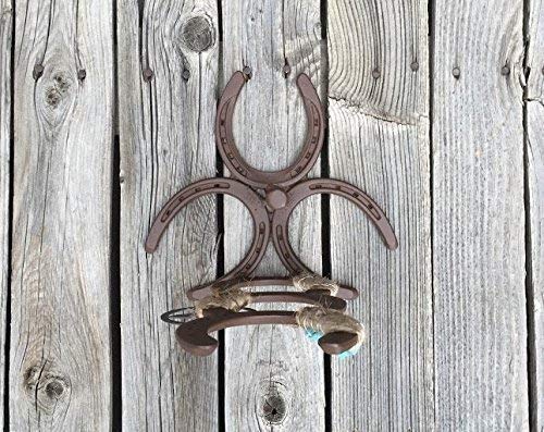 Sturdy Horseshoe Paper Towel Holder - Rustic Farmhouse Kitchen Decor for Countertop or Wall Mount - Perfect for Kitchen, Bathroom, or RV Use