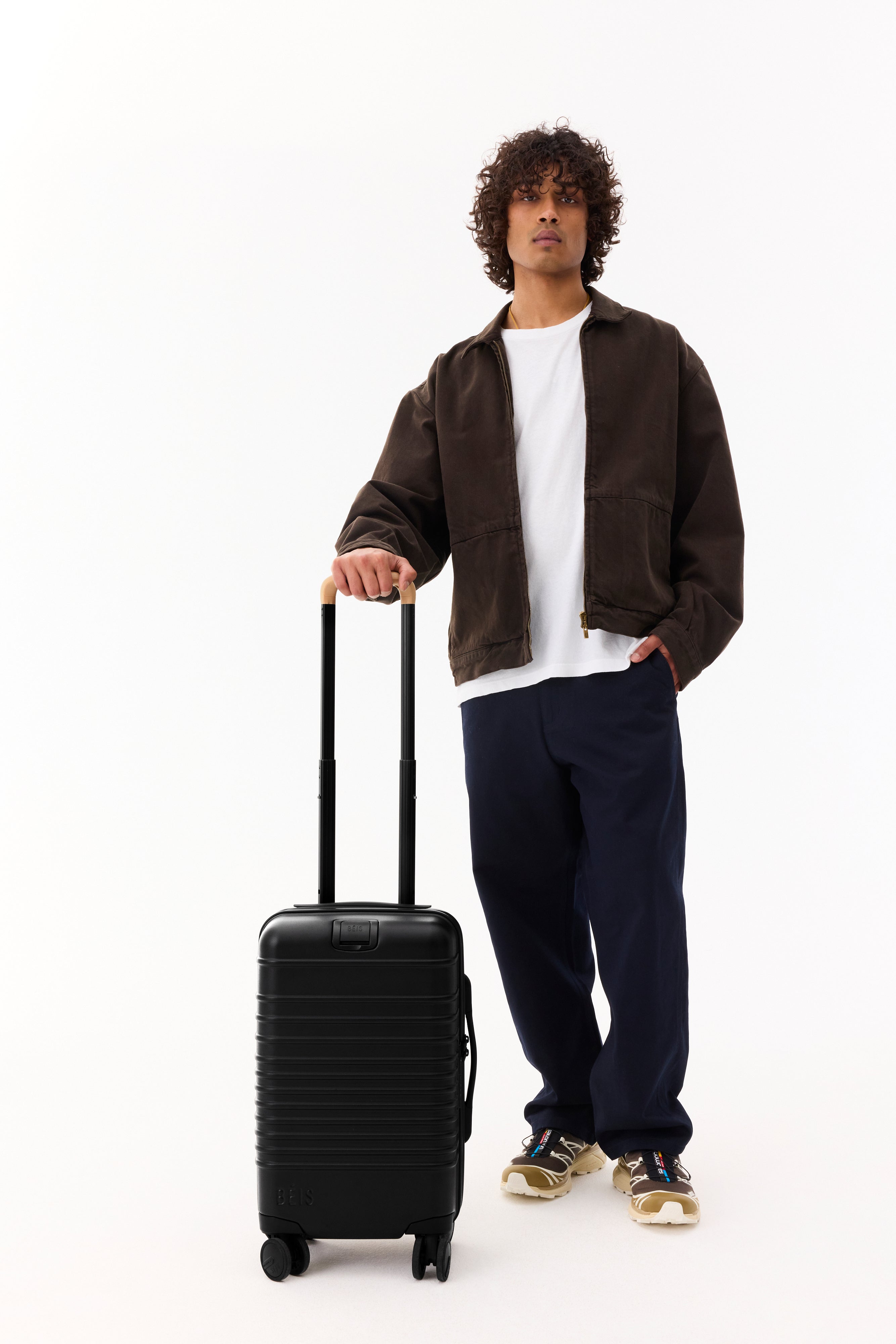 Compact Black Carry-On Roller Luggage - Perfect for Air Travel & Weekend Getaways