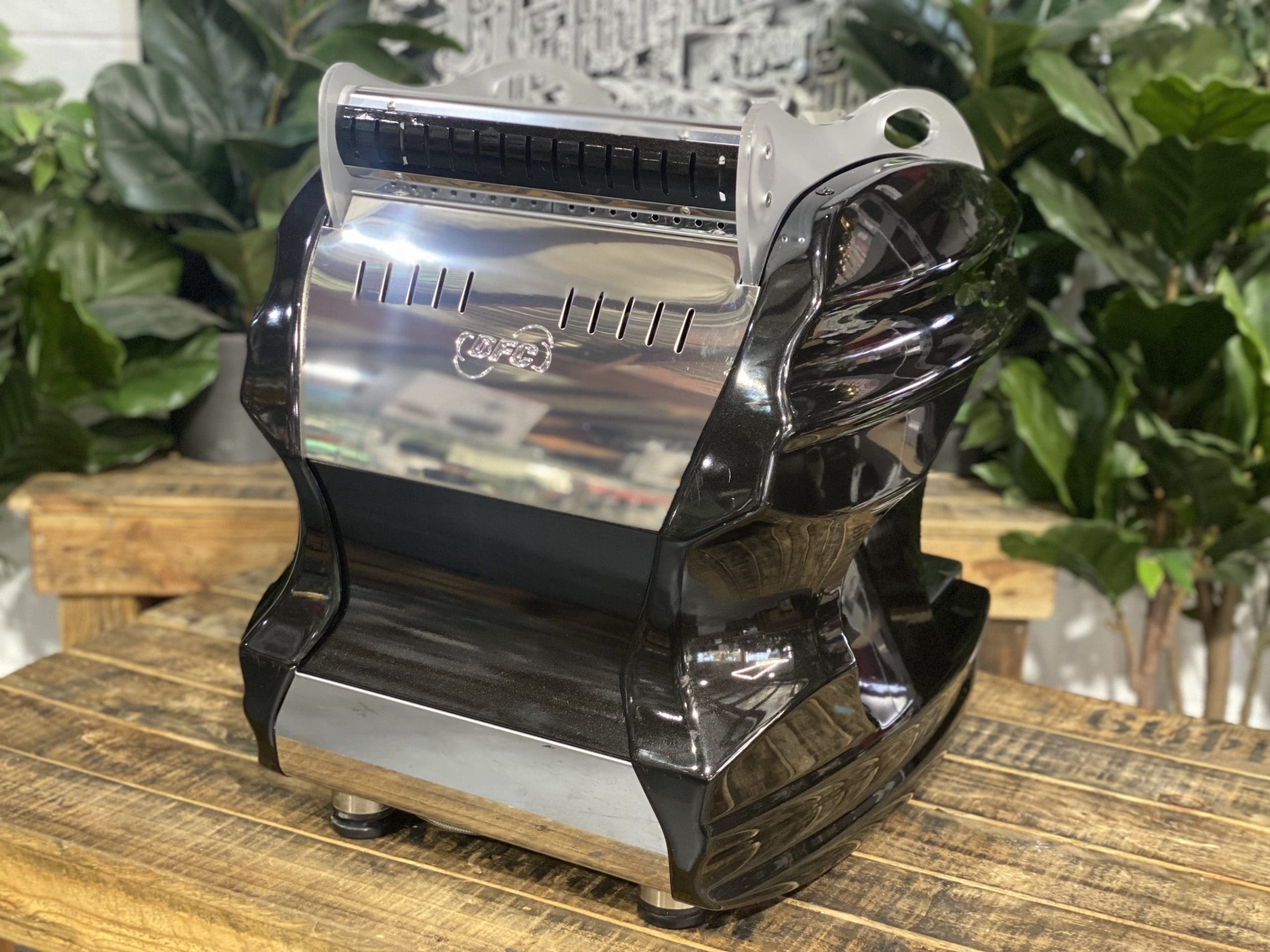 BFC Lira 1 Group Commercial Espresso Machine - Professional Black Coffee Maker for Cafes, Restaurants & Home Baristas | Perfect for Espresso, Cappuccino & Latte Art