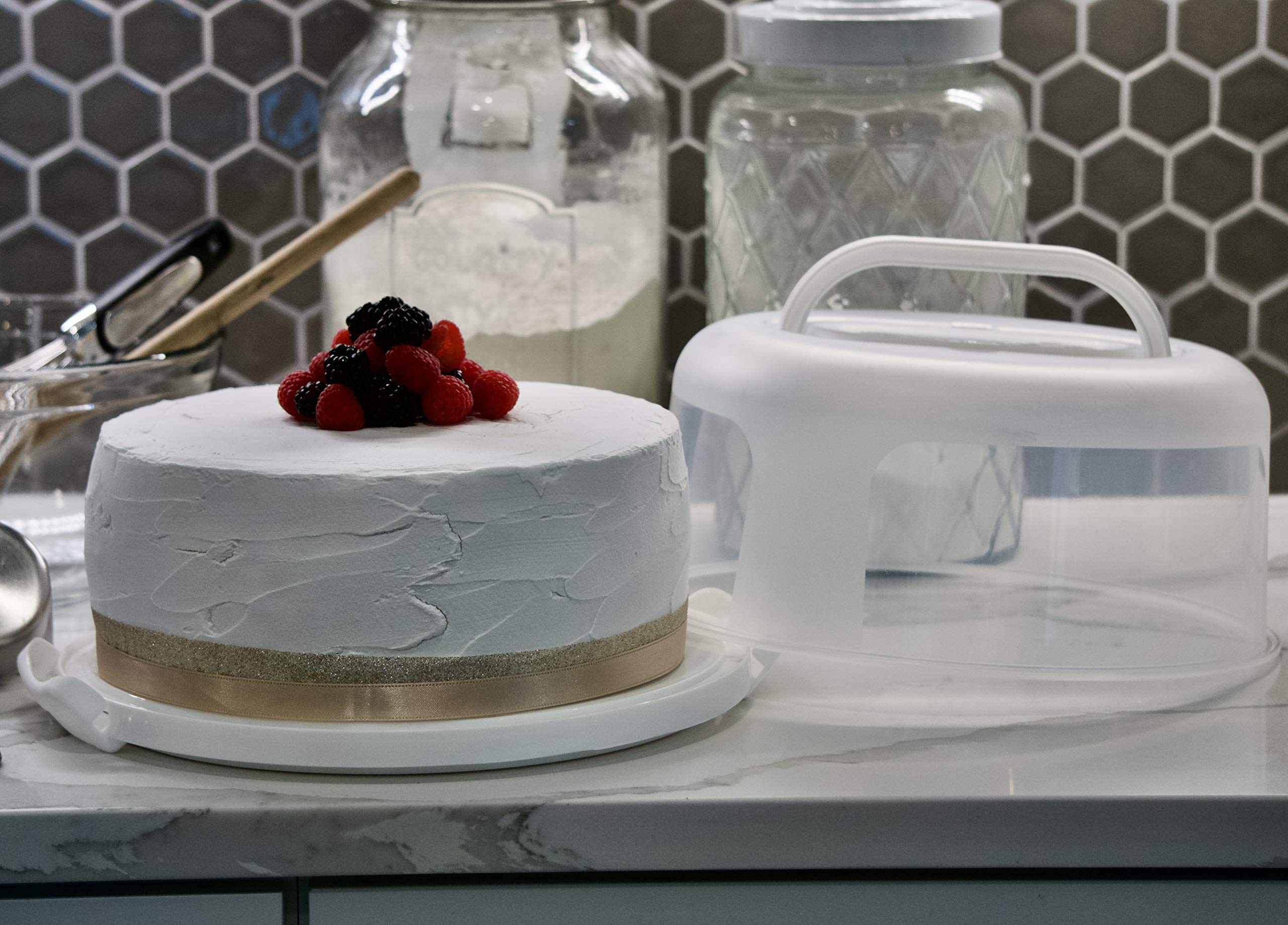 Premium Round Cake Carrier with Handle – 2-in-1 Cake Holder & 5-Section Serving Tray for 10 Inch Cakes & Pies | Portable White Cake Storage Box for Parties, Baking, Picnics & Catering Events