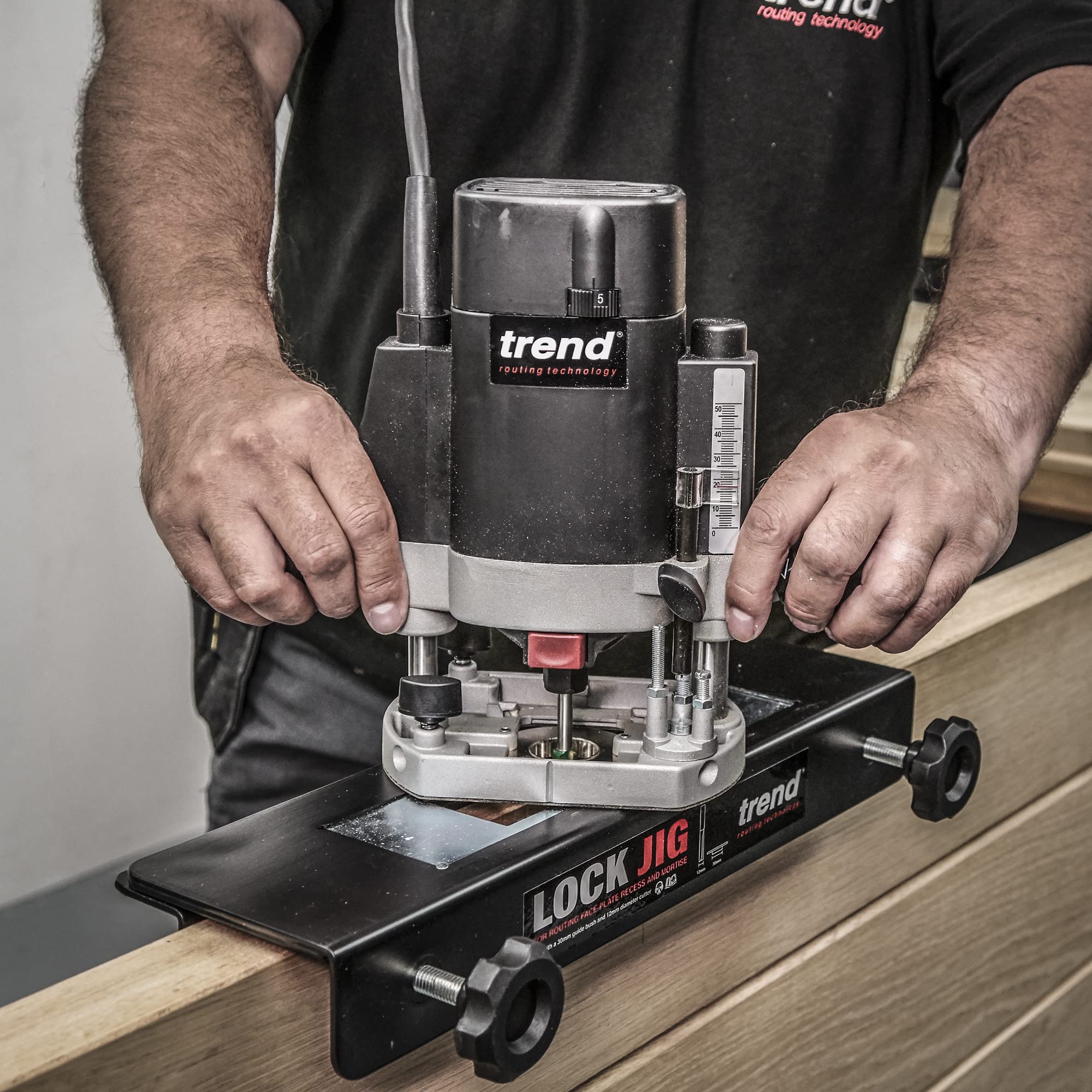 Premium Lock Jig Kit for Woodworking - Perfect for Routing Face-Plate Recess & Mortise Joints | Ideal for Cabinet Making, Door Installation & Furniture Building