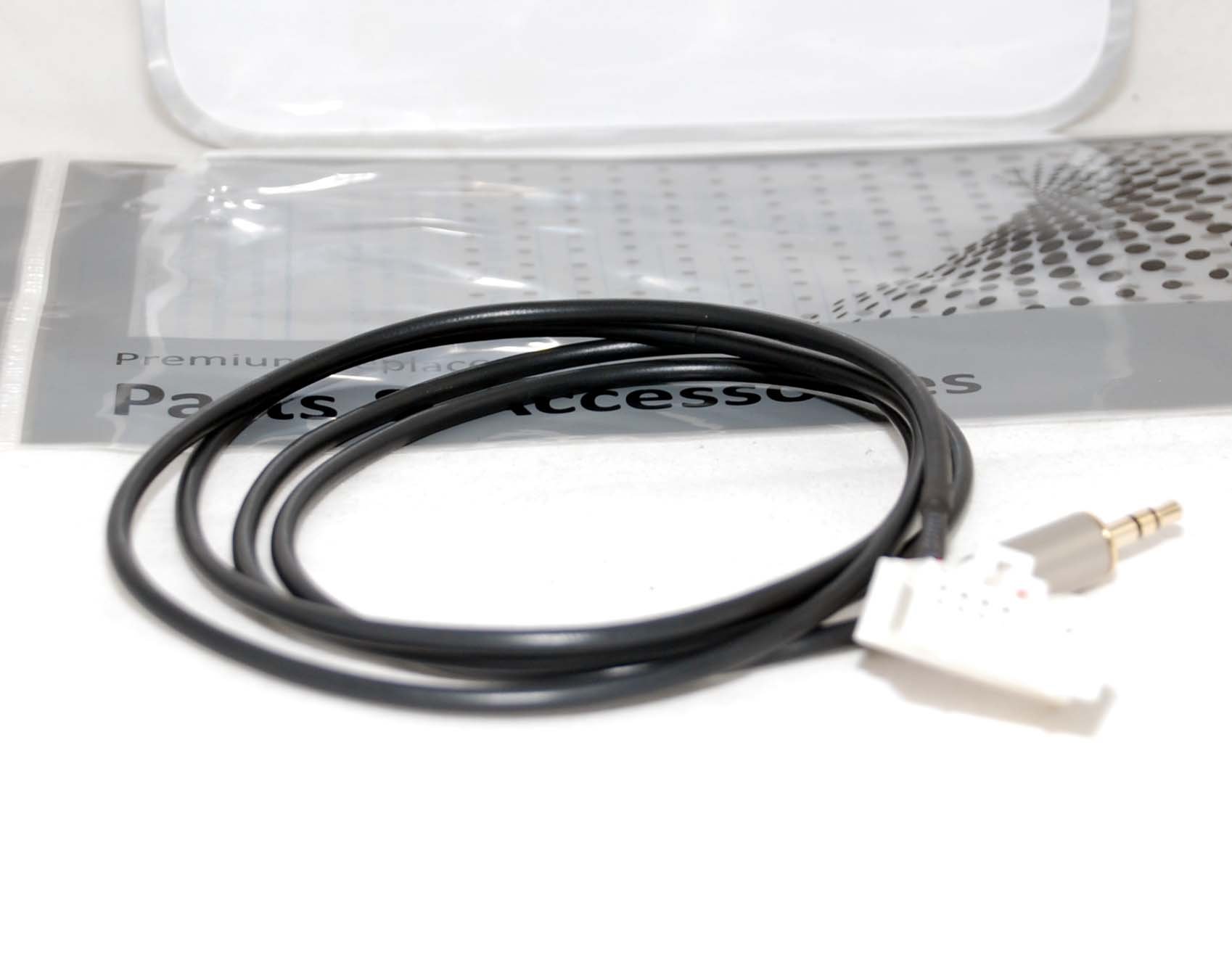 Premium 3.5mm AUX Audio Cable for Mazda 2/3/5/6/323/Miata/MX5/Tribute - Car Stereo Auxiliary Input Cord for Music Streaming & Hands-Free Calling