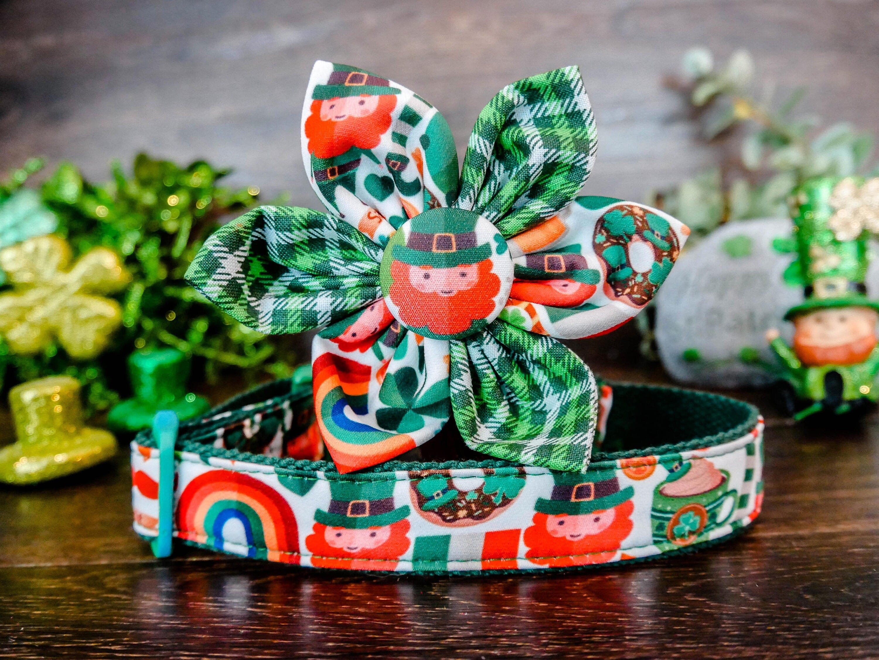 St. Patrick's Day Dog Collar Flower - Leprechaun Shamrock Pet Accessory for Irish Festivals & Parades