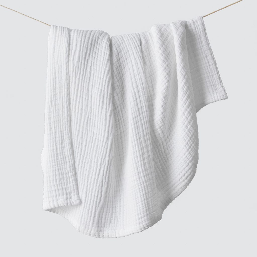 Soft Breathable Cotton Gauze Throw Blanket - Lightweight & Cozy for Bed, Couch, and Outdoor Use - Perfect for Lounging, Travel, and Picnics