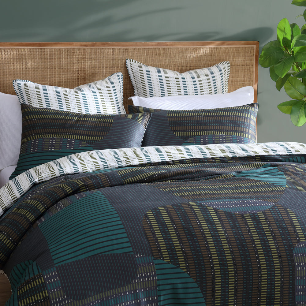 Premium Hemsworth Charcoal Quilt Cover Set - Super King Size Bedding | Soft & Breathable for Luxurious Sleep | Perfect for Master Bedrooms & Guest Rooms