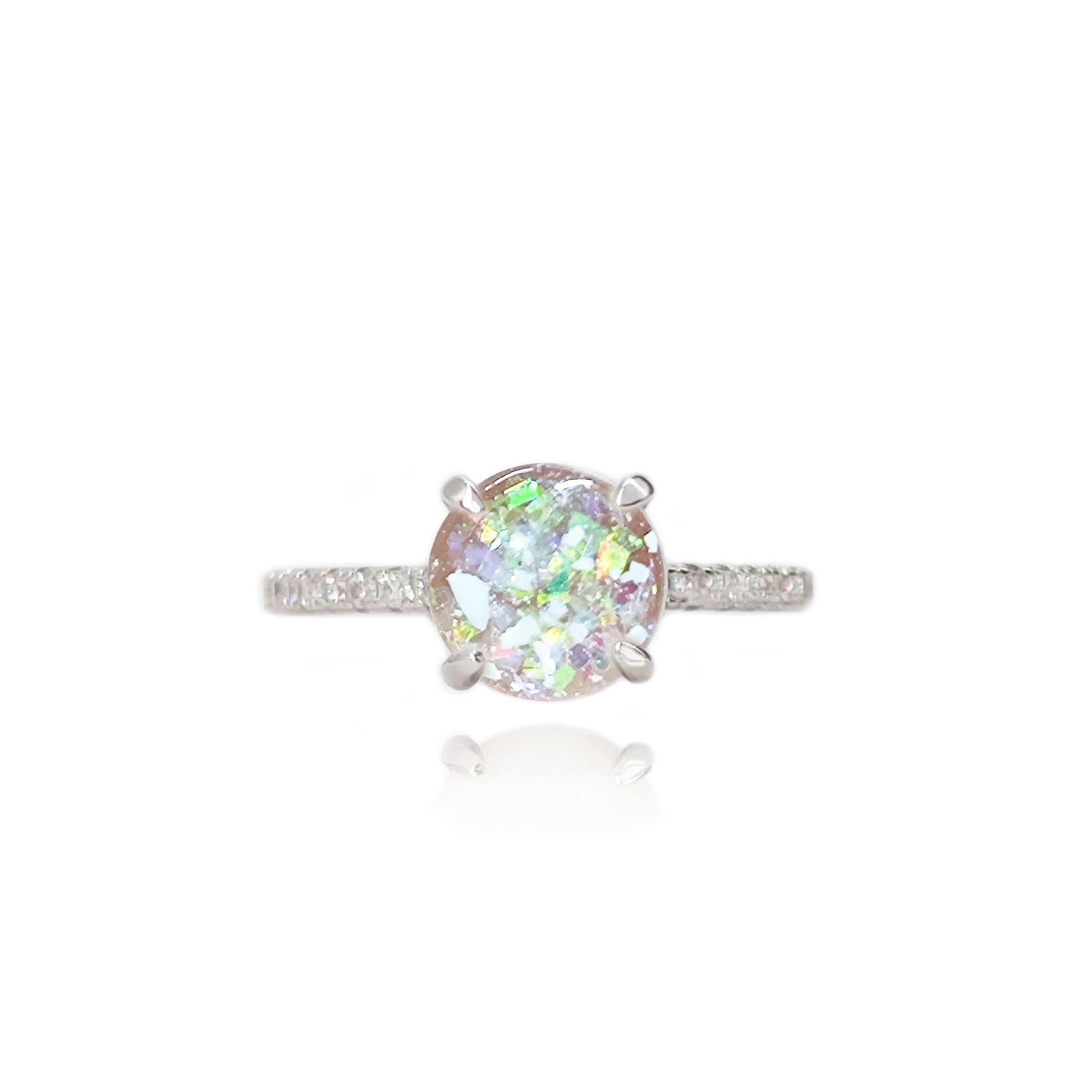 Glamorous Ashes Ring - Elegant Memorial Jewelry for Loved Ones | Perfect for Remembrance, Funerals & Keepsakes