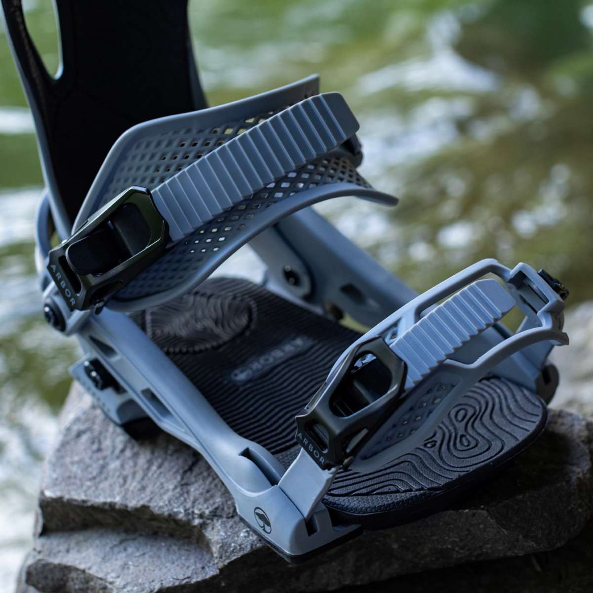 **Arbor Cypress Snowboard Bindings 2024 - Lightweight & Responsive for All-Mountain Riding - Perfect for Freestyle & Powder Snowboarding**