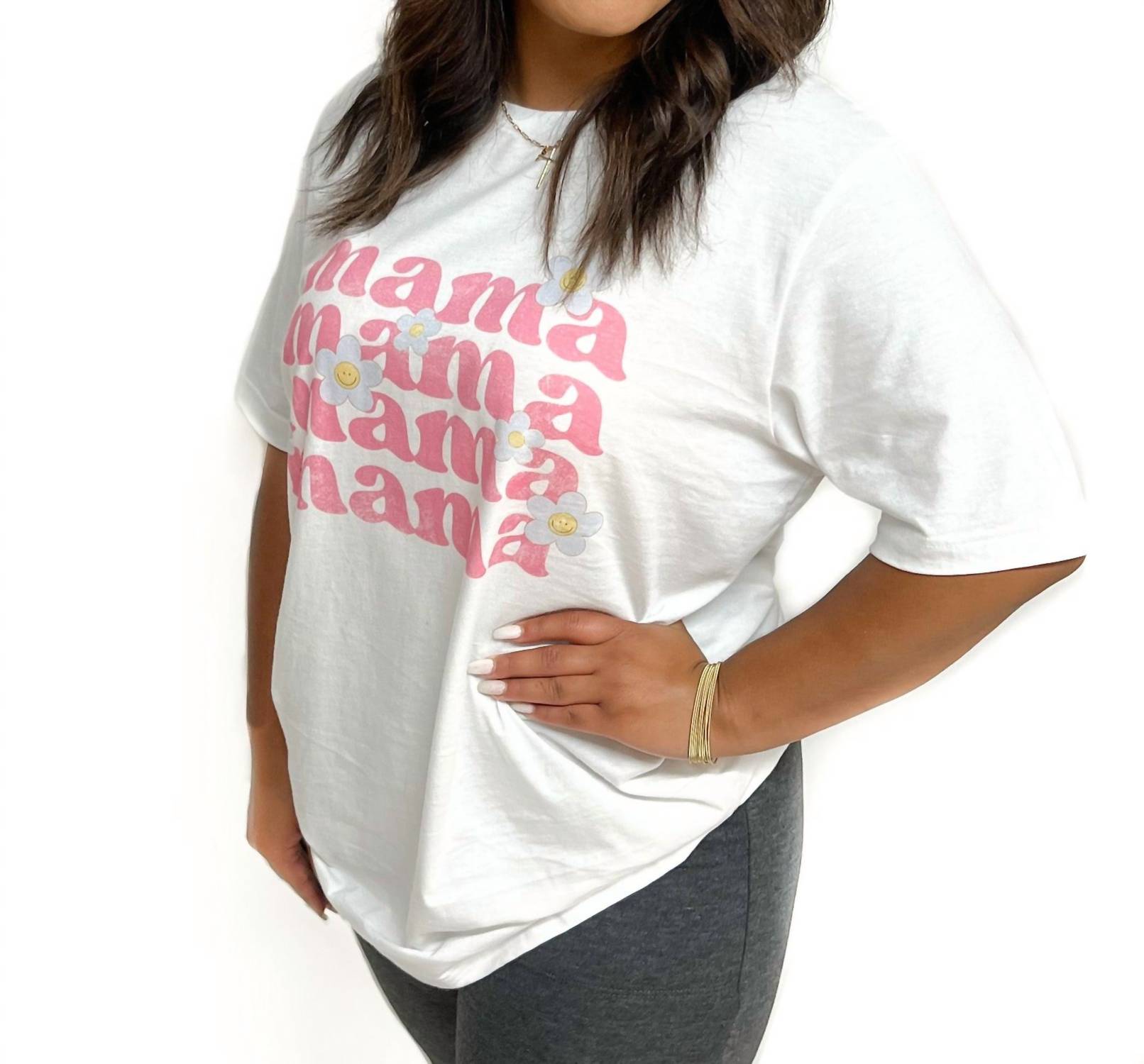 Mama Daisy Smiley Graphic Tee - Soft Cotton T-Shirt for Women, Plus Size White Top - Perfect for Casual Wear, Mother's Day Gifts & Everyday Outfits