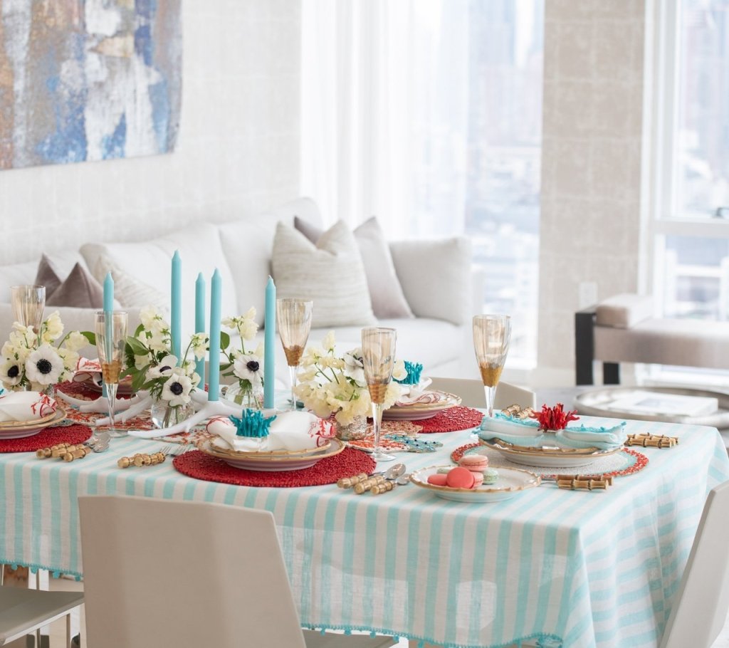 Premium White & Seafoam Linea Tablecloth - Elegant Dining Table Cover for Weddings, Parties & Home Decor