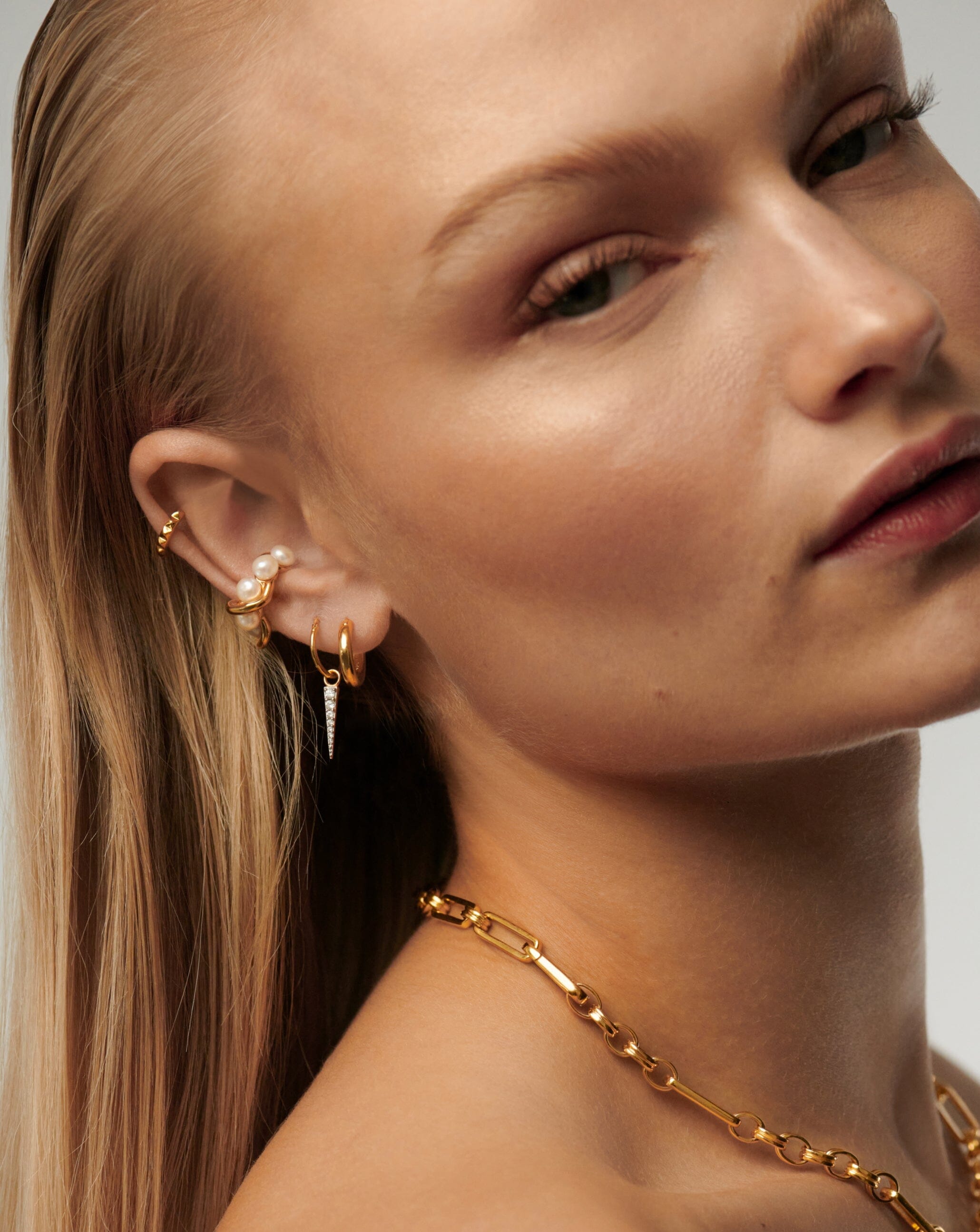 Trendy Molten Pearl Twisted Double Ear Cuff for Women - Boho Chic Ear Jewelry for Cartilage & Helix Piercing - Perfect for Parties, Weddings & Everyday Wear
