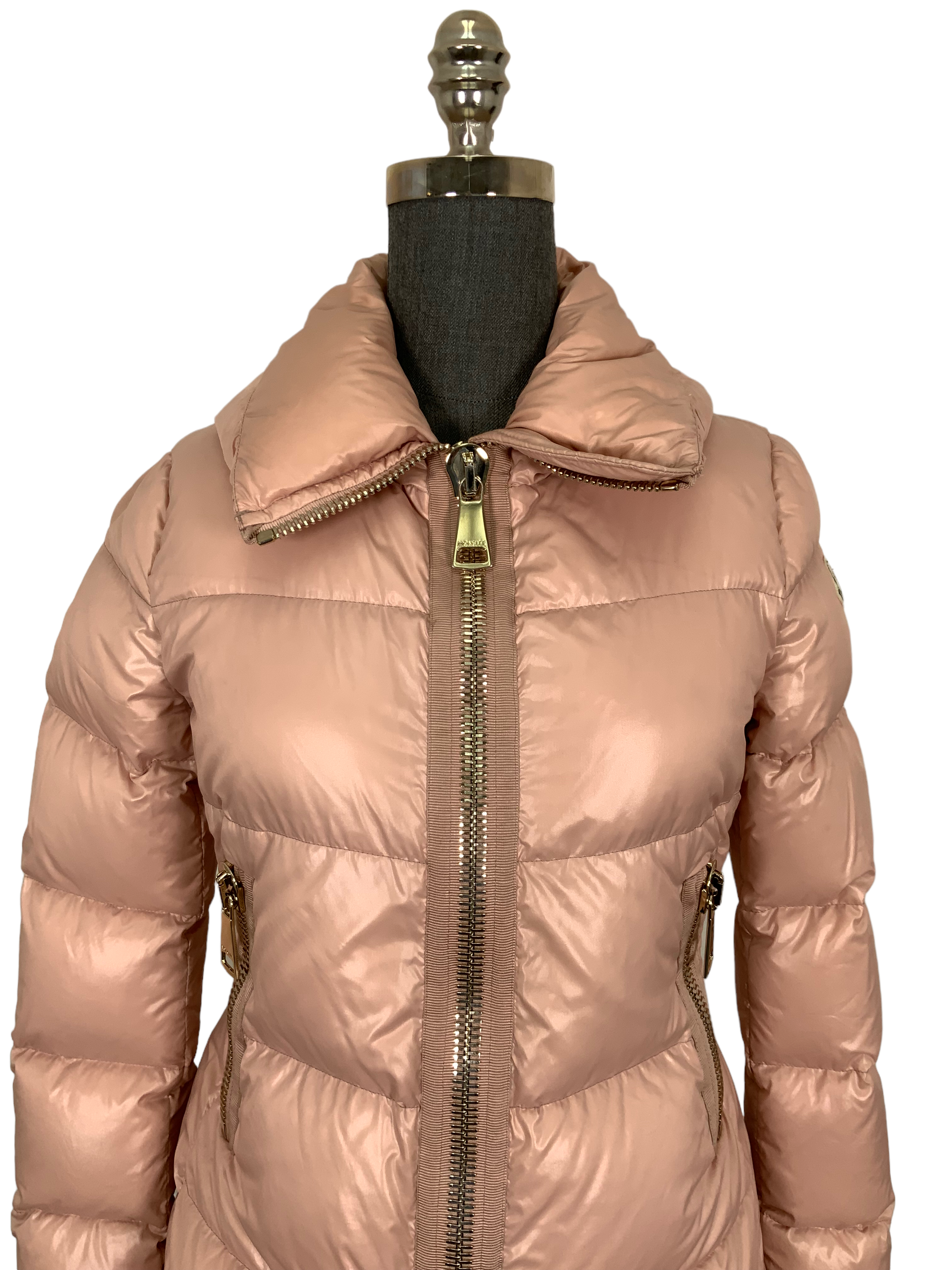 MONCLER Quilted Down Puffer Jacket for Women - Lightweight Winter Coat with Hood, Waterproof & Windproof - Perfect for Skiing, Snowboarding & Cold Weather Activities (Size S)
