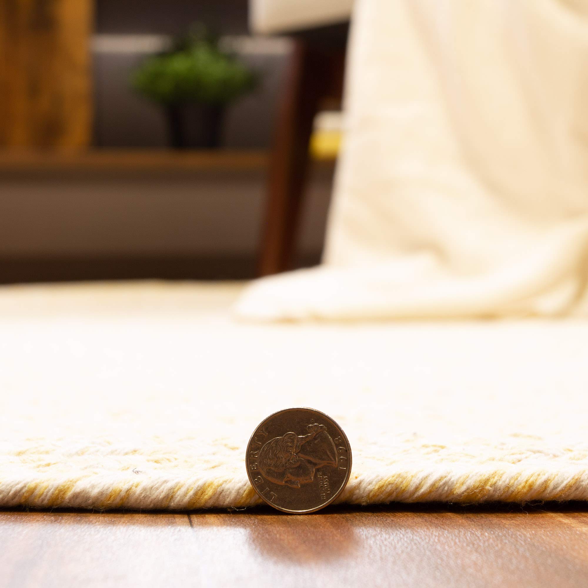 Farmhouse Braided Cotton Reversible Area Rug - 6' Round Yellow & White - Perfect for Kitchen, Living Room & Bedroom Decor