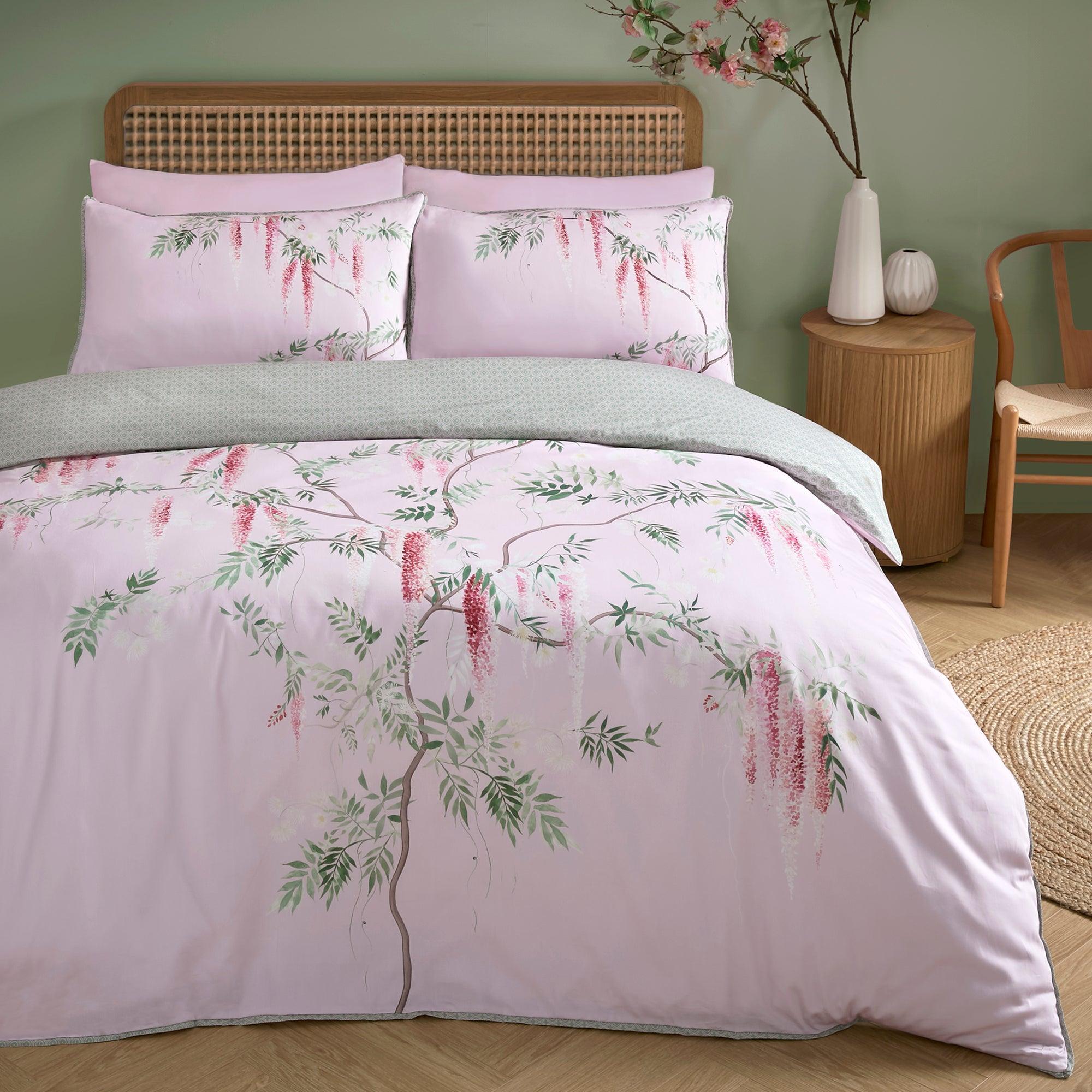 Soiree Enya Duvet Cover Set - Soft Pink Luxury Bedding, Queen Size 3-Piece Set with Pillow Shams - Perfect for Master Bedroom, Guest Room & Cozy Home Decor