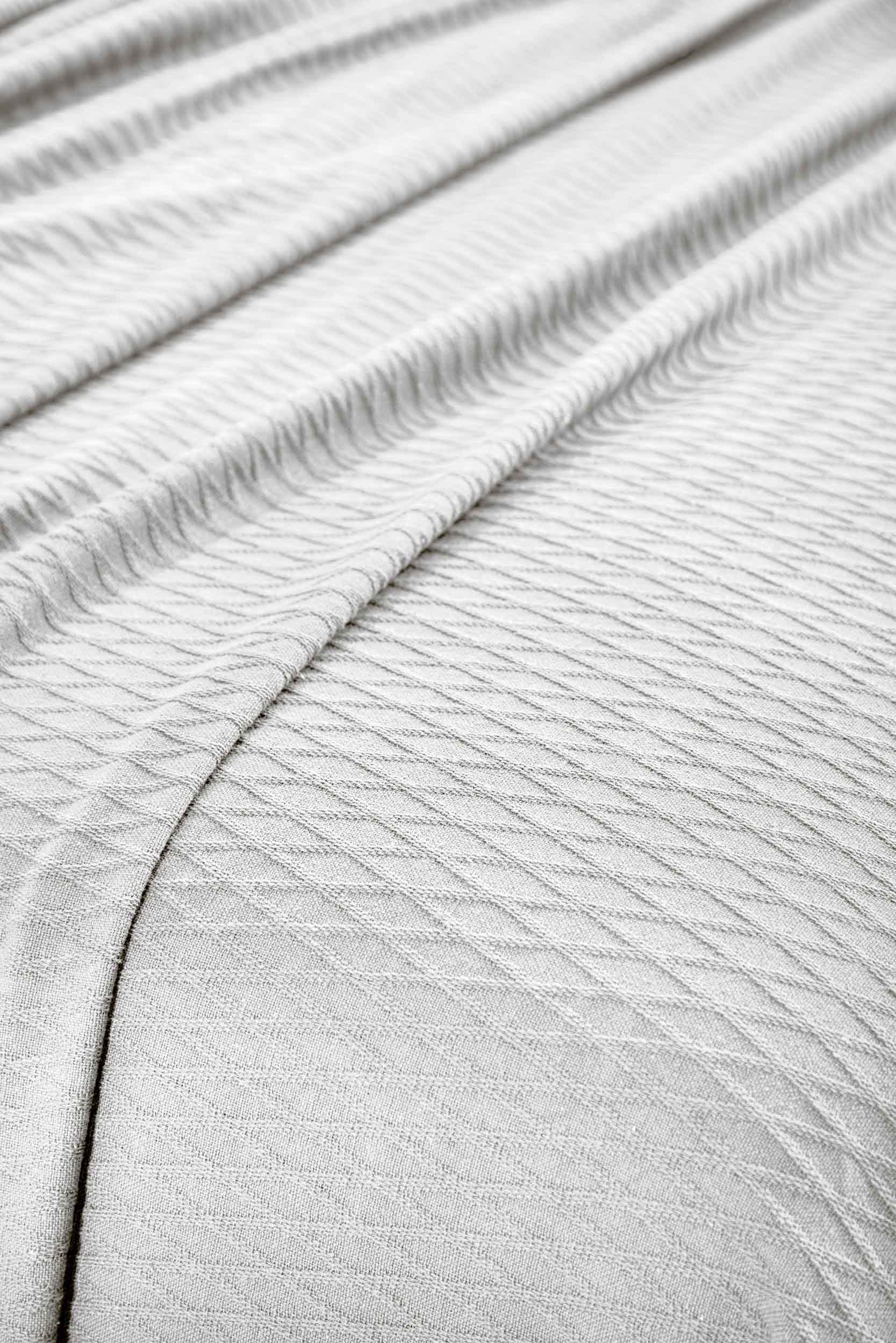 Premium Cotton All-Season Diamond Pattern Bed Blanket & Sofa Throw - Soft Cozy Blanket for Bedroom, Living Room, Travel and Gift Giving