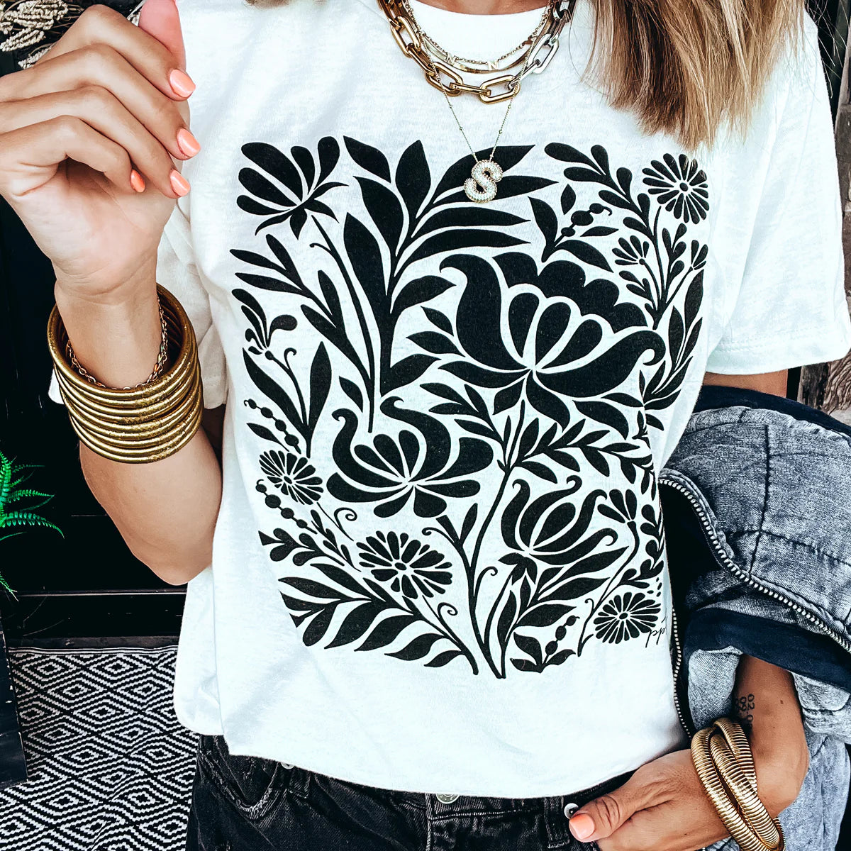 Black Bouquet T-Shirt for Women - Stylish Floral Print Tee for Casual Wear, Outings & Date Nights