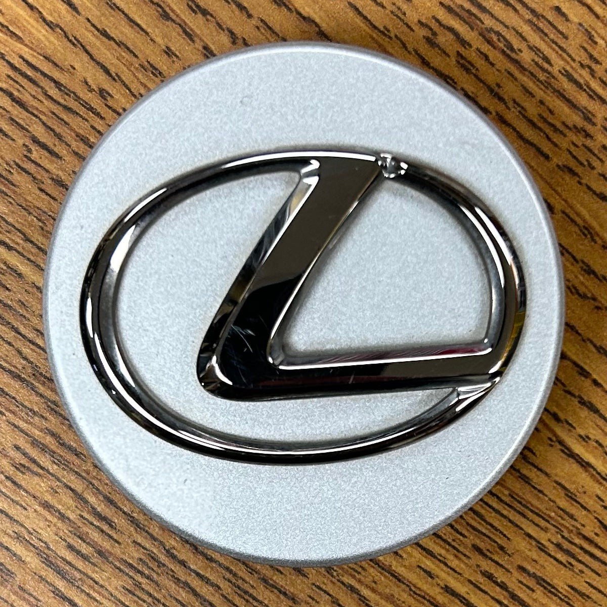 Lexus CT200h OEM Silver Center Cap #42603-76010 - Genuine 2 1/4 Inch Wheel Hub Cover for Lexus CT200h - Perfect for Replacement & Car Customization