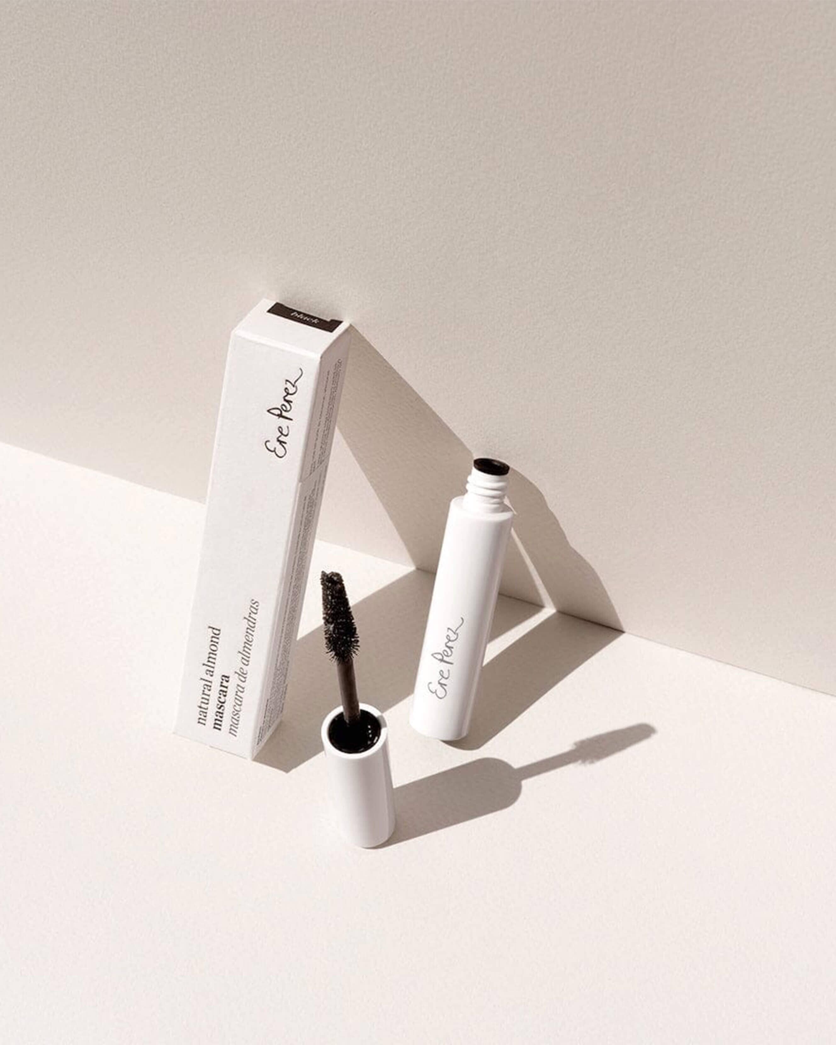Natural Almond Mascara - Volumizing & Lengthening for Sensitive Eyes | Vegan & Cruelty-Free | Perfect for Everyday Wear & Special Occasions