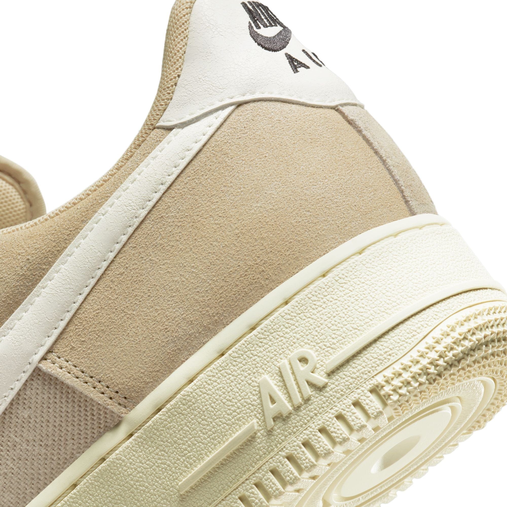 Nike Air Force 1 '07 LV8 Sneakers - Men's/Women's White Leather Basketball Shoes - Perfect for Casual Wear, Street Style & Sneaker Collection