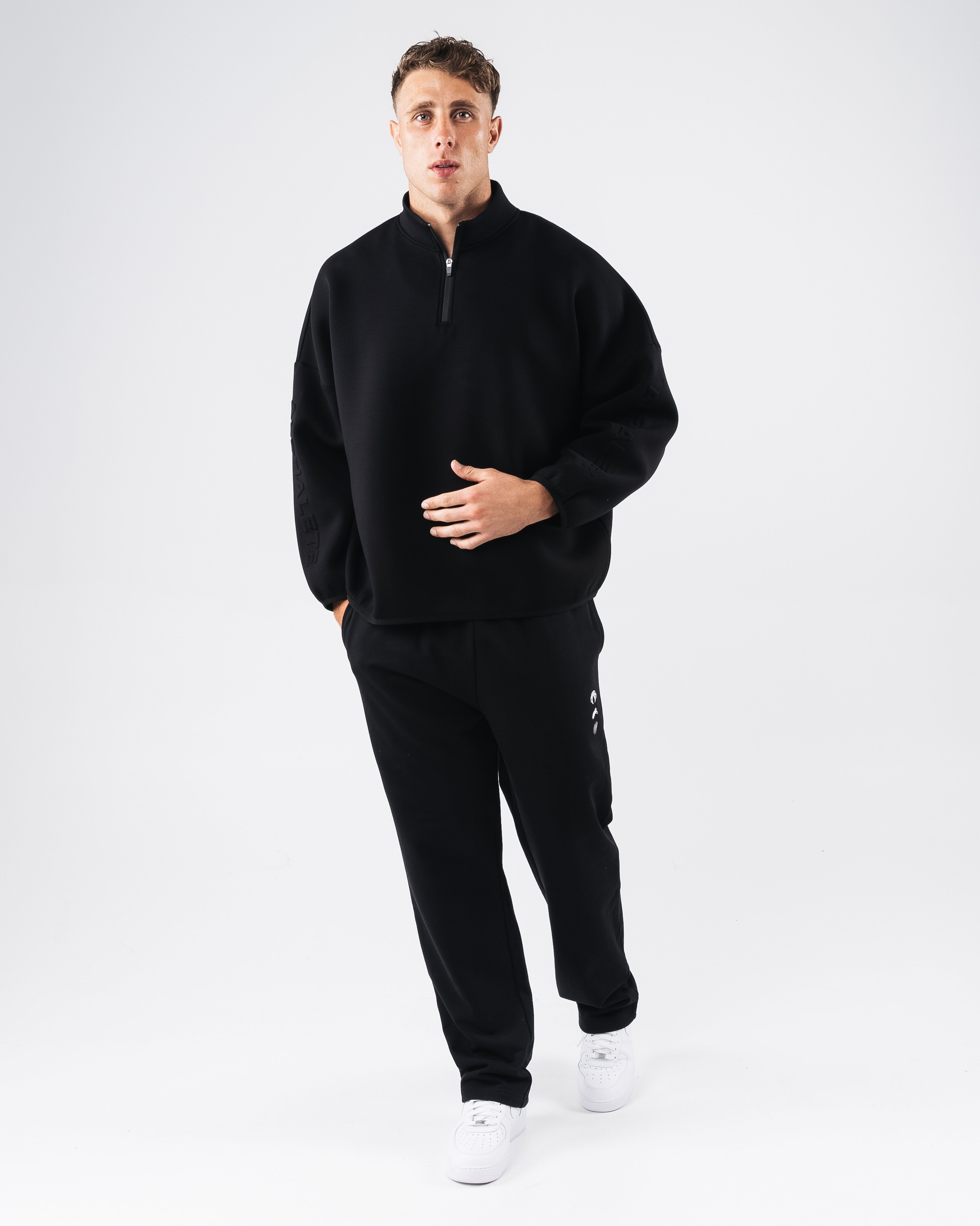 ELMTS Men's Quarter Zip Pullover Sweatshirt - Black | Lightweight Fleece Lining for Outdoor Activities & Casual Wear