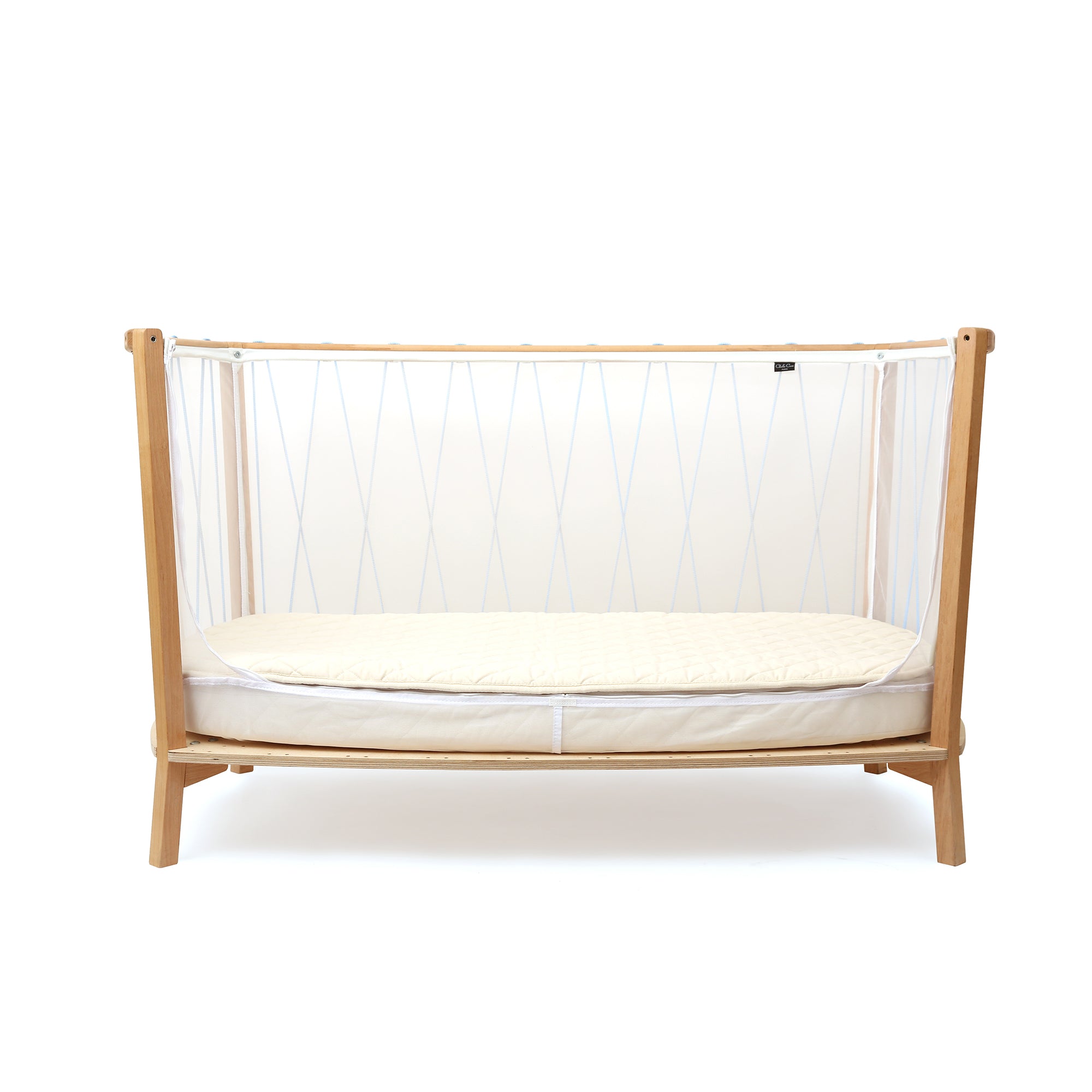 Charlie Crane KIMI Convertible Baby Bed with Mattress - Adjustable Crib for Newborns to Toddlers | Safe & Stylish Nursery Furniture for Bedroom or Nursery Decor