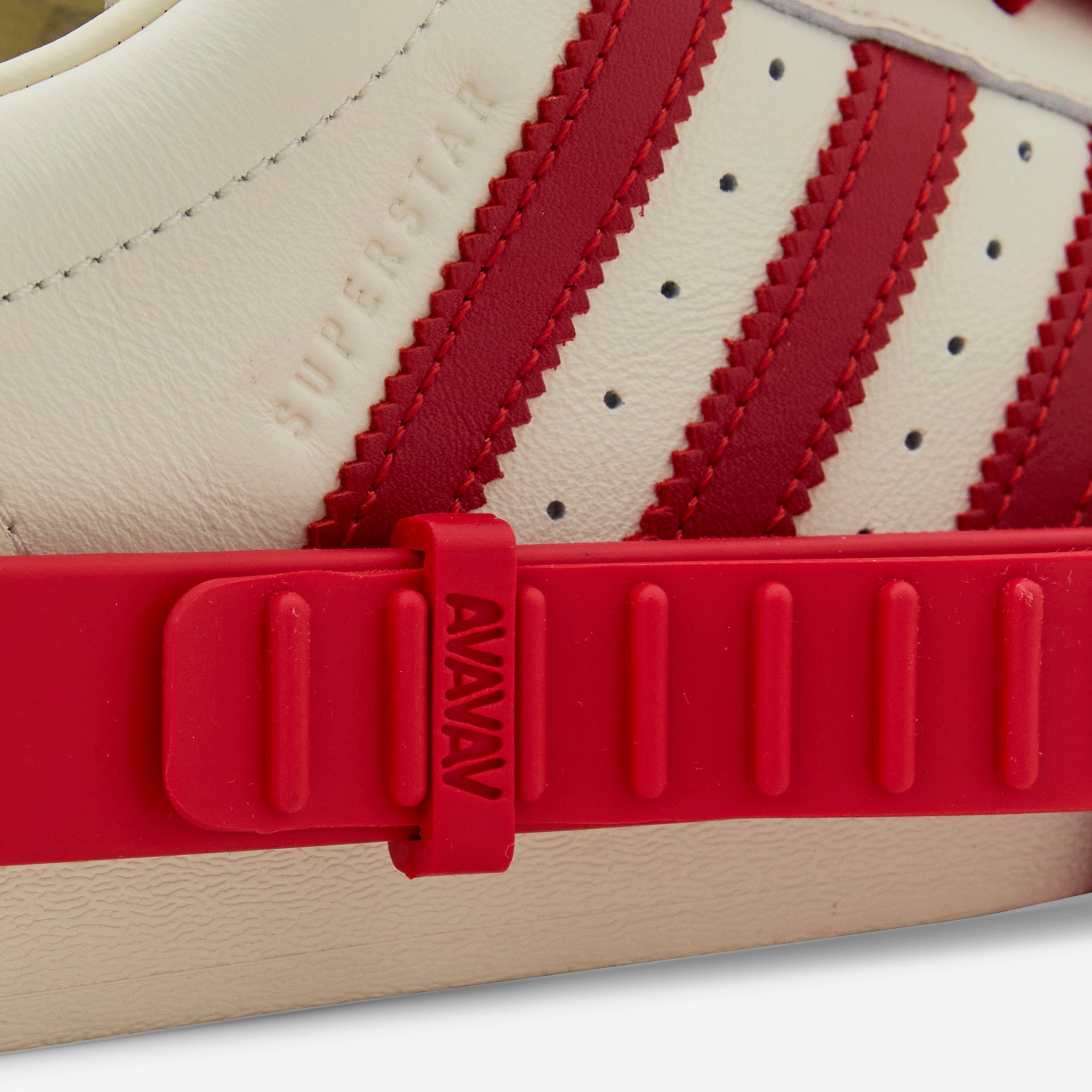 Avavav Women's Superfinger Superstar Sneakers in Scarlet, Cream White - Stylish & Comfortable for Casual Wear, Work & Everyday Fashion