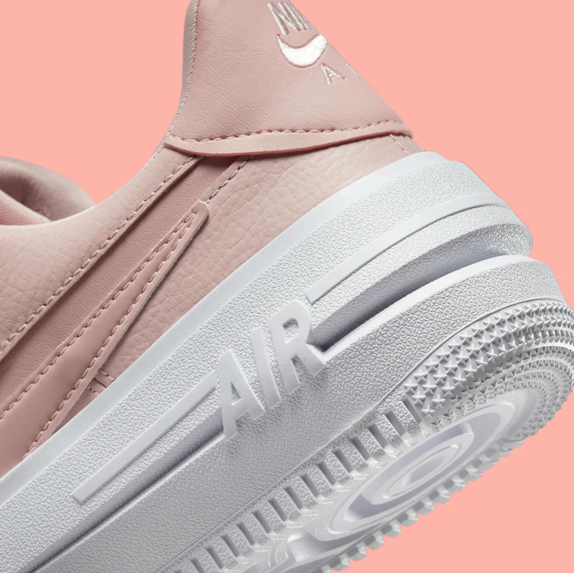 Nike Women's Running Shoes - Lightweight Sneakers for Women, Comfortable Athletic Shoes for Jogging, Gym & Everyday Wear