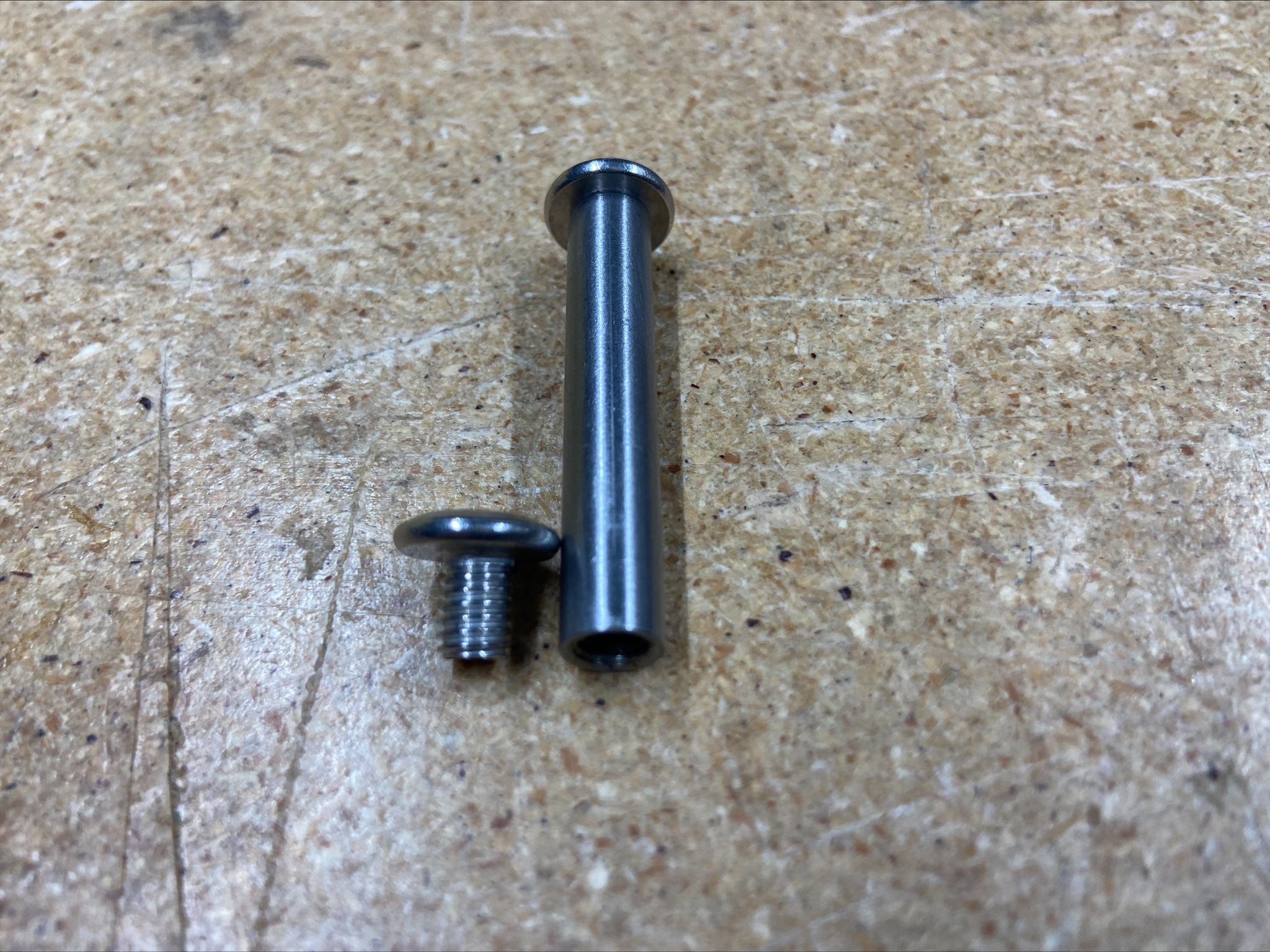 Premium Horizon Rear Suspension Screw Set - High-Quality Replacement Screws for Horizon Bikes - Perfect for Mountain Biking & Off-Road Cycling Maintenance
