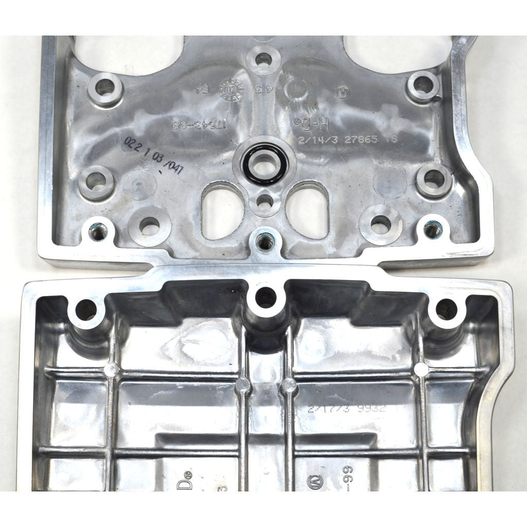 Harley Davidson Twin Cam Rocker Box Covers #17543-99 & #17571-99 - Motorcycle Engine Parts for Custom Bike Upgrades & Performance Enhancement