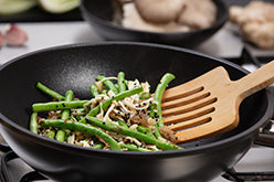 28cm Non-Stick Carbon Steel Wok Pan with Glass Lid - Perfect for Stir-Frying, Deep Frying & Asian Cooking - Induction Compatible Kitchen Cookware