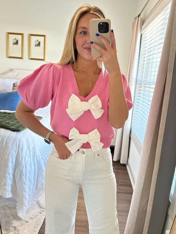 Stylish Women's Short Sleeve V-Neck Sweater - Soft Casual Knit Top for Spring & Summer - Perfect for Office, Dating & Weekend Outings