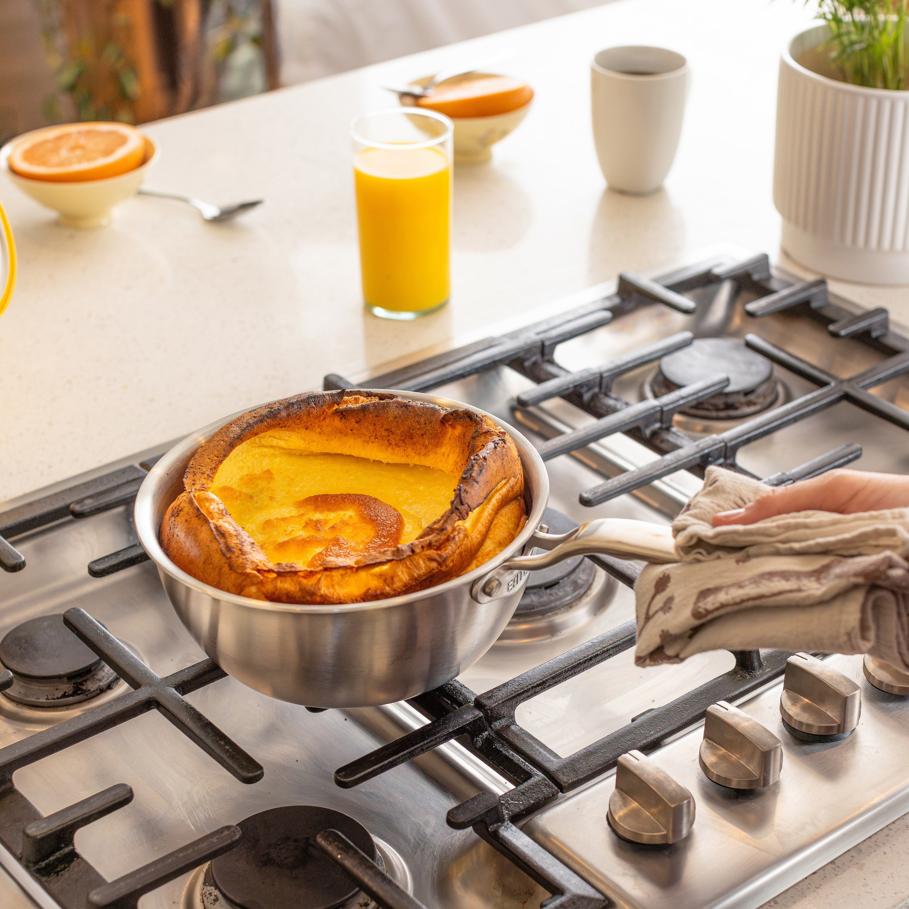 Heritage Steel 2 Quart Saucier Pan with Lid - Premium Stainless Steel Saucepan for Cooking, Simmering & Sauteing - Perfect for Home Chefs & Professional Kitchens