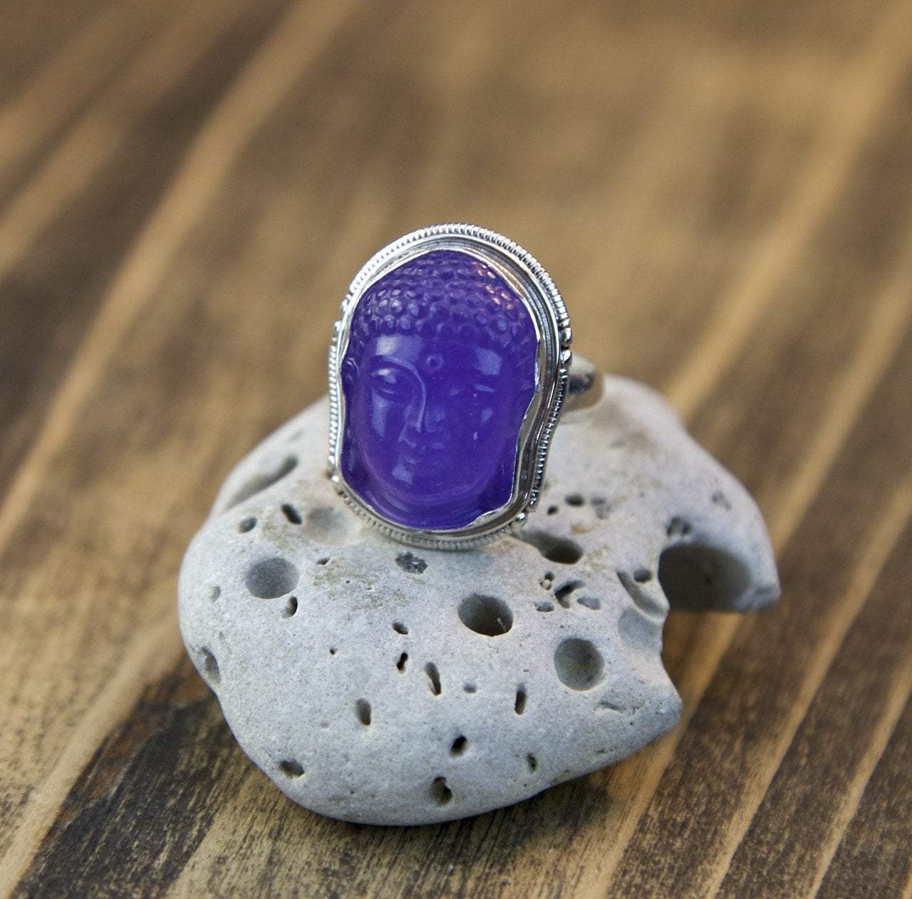 Amethyst Buddha Head Ring - Spiritual Healing Jewelry for Meditation & Positive Energy - Perfect for Yoga, Mindfulness & Gift Giving