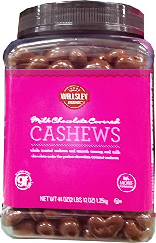 Wellsley Farms Milk Chocolate Covered Cashews 44oz (4 Pack) - Premium Chocolate Nuts for Gifts, Parties & Snacking