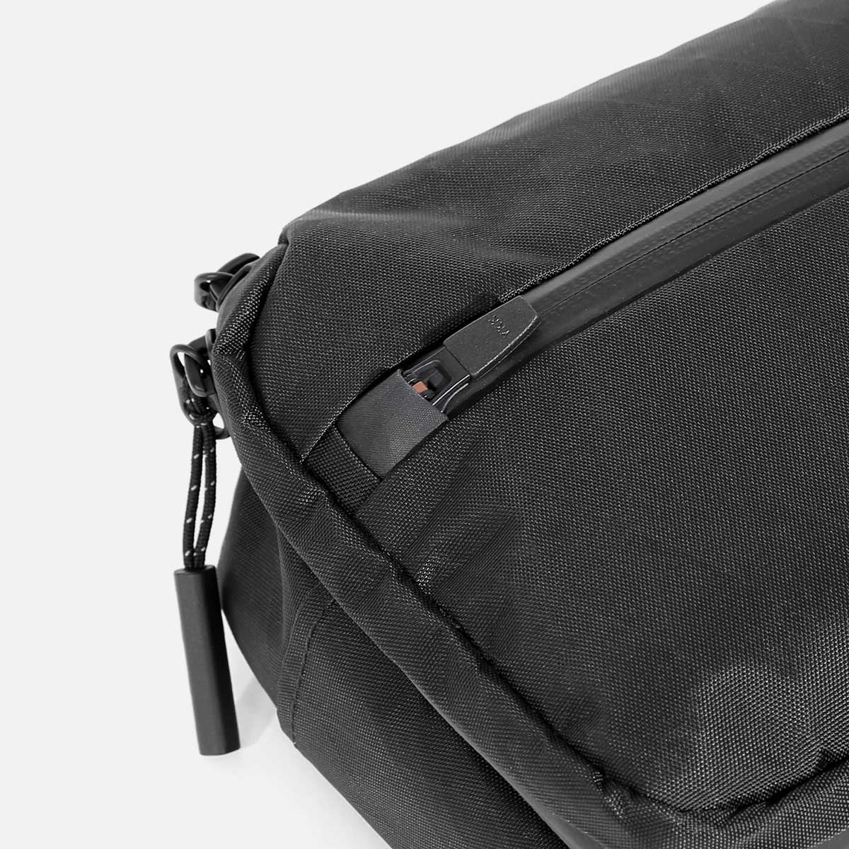 Premium Travel Kit Set - Compact & Lightweight Toiletry Bag for Men & Women - Perfect for Airplane, Camping & Business Trips - Includes TSA Approved Clear Bottles & Essential Accessories