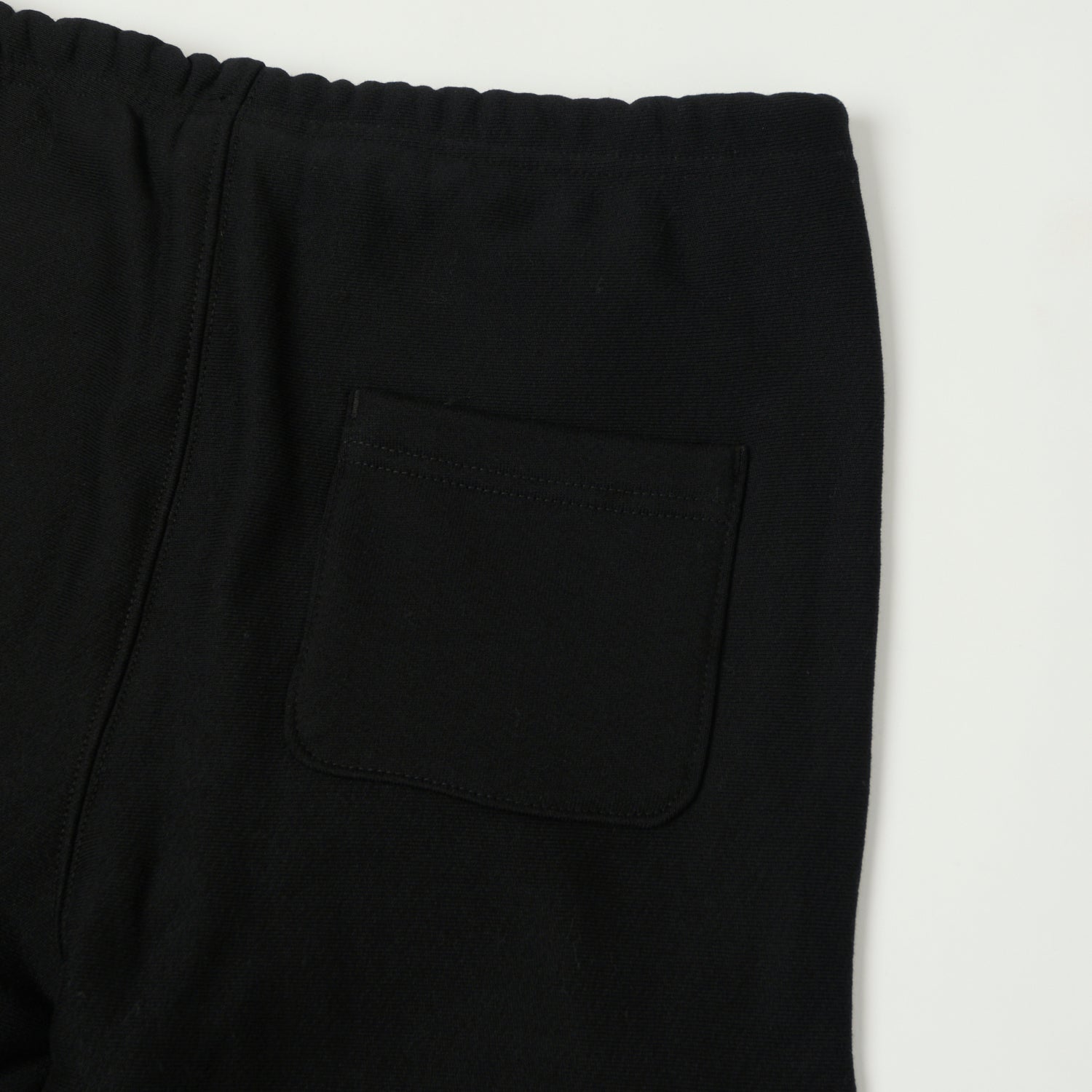 Champion Reverse Weave Joggers for Men & Women | Made in USA | Comfortable Fleece-Lined Sweatpants | Black | Perfect for Gym, Lounge & Casual Wear