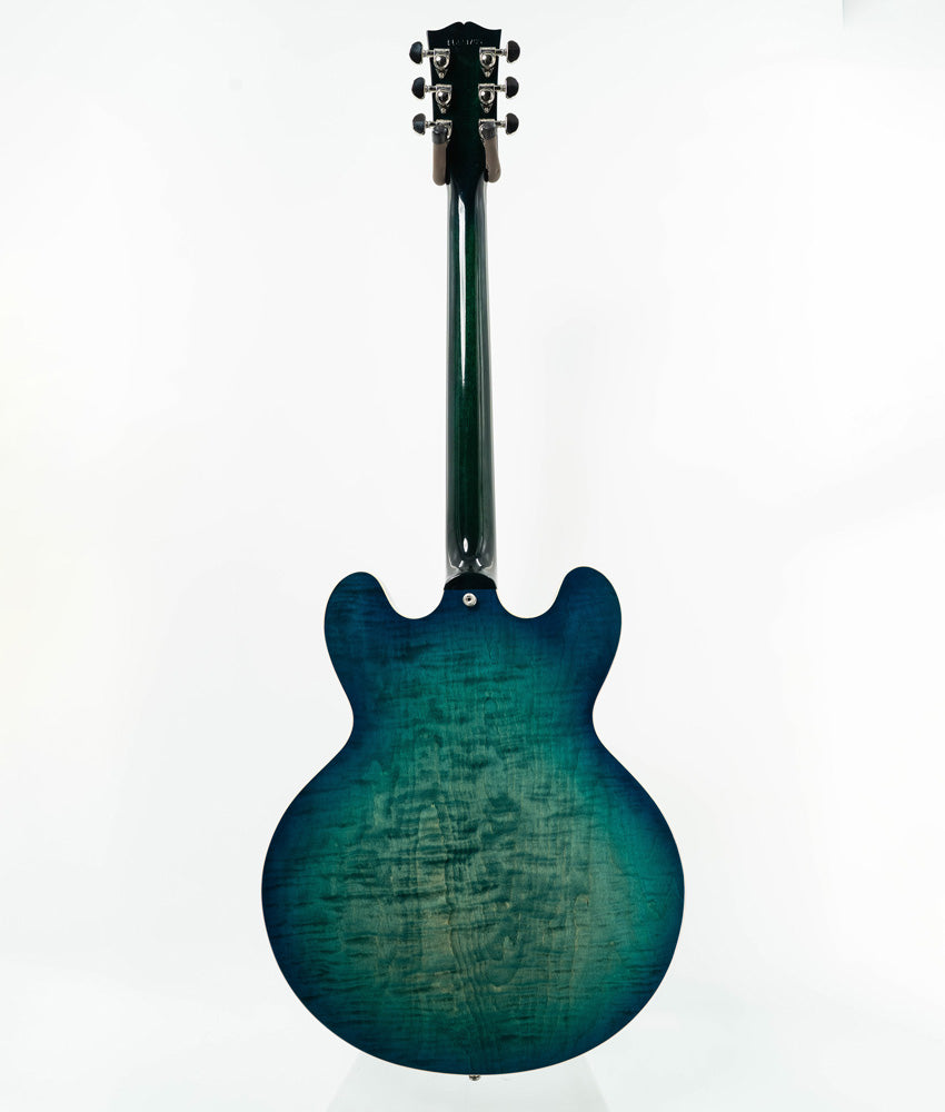 2018 Gibson ES-335 Figured Semi-Hollow Electric Guitar in Aquamarine – Premium Vintage Tone for Blues, Jazz & Rock Performances
