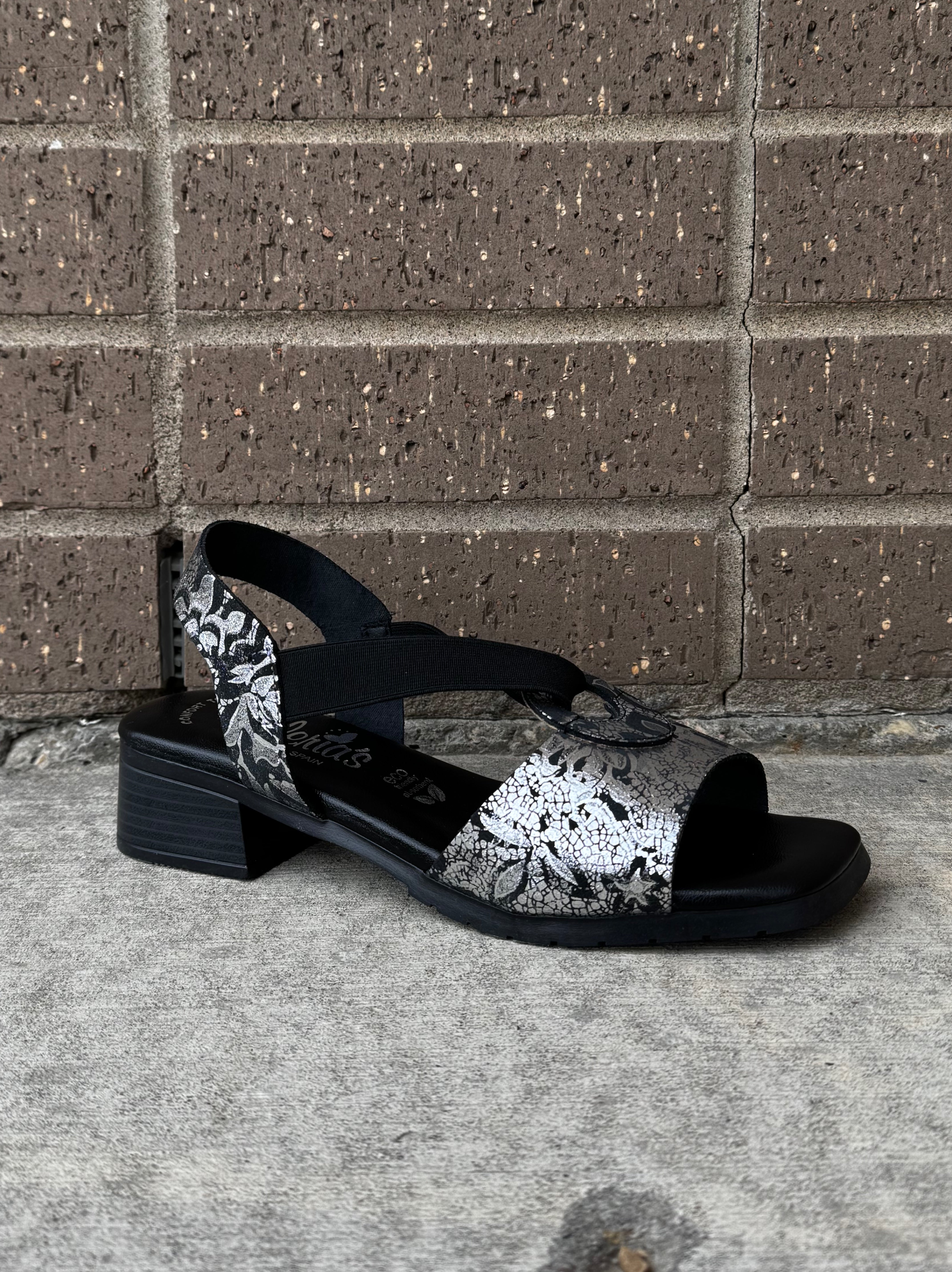 2108 Black Multicolor Sandal - Comfortable Summer Sandals for Women & Men | Perfect for Beach, Pool, and Casual Outings