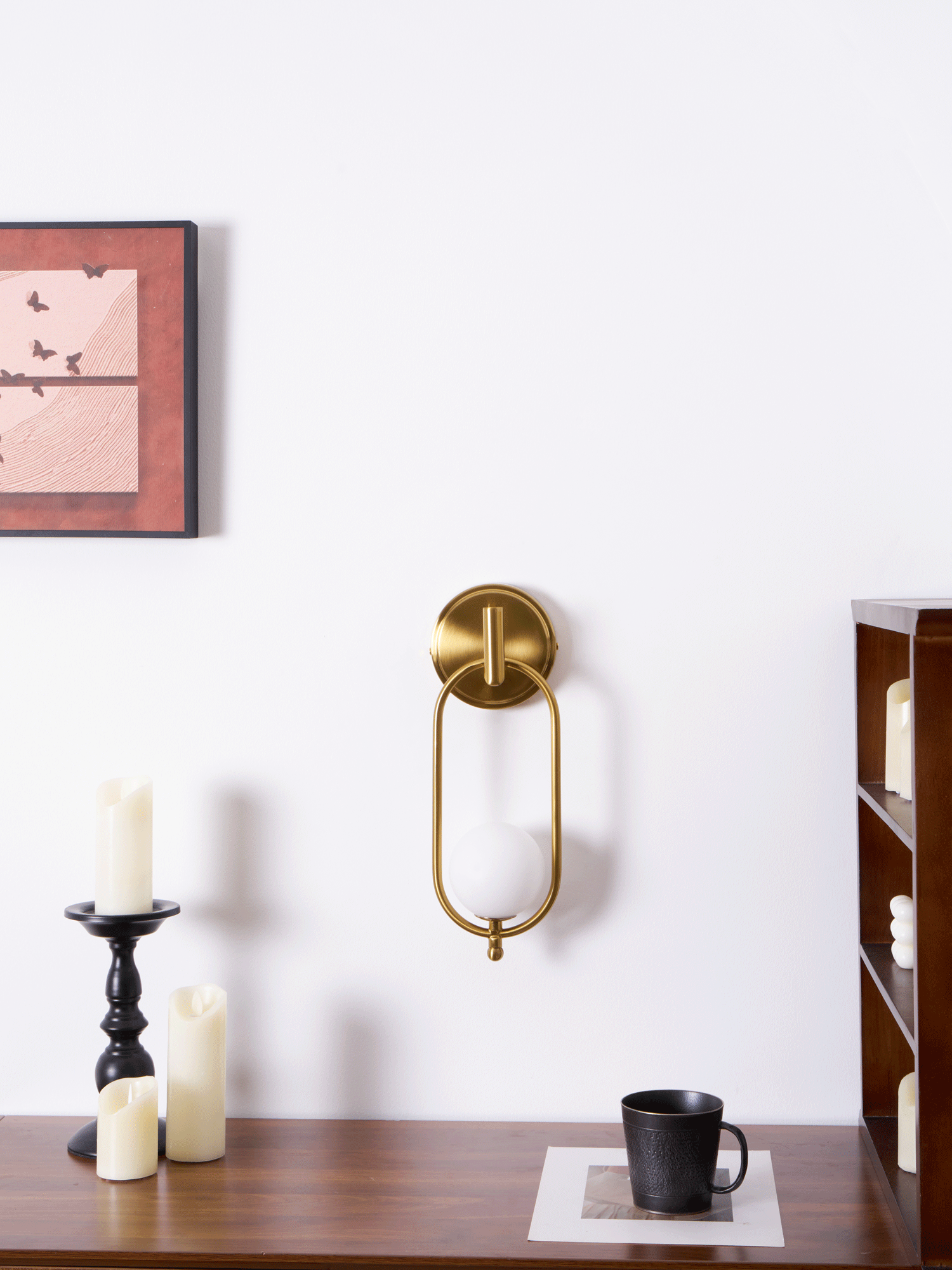 Elegant Aurea Brass Wall Light - Vintage Sconce for Bedroom, Living Room & Hallway - Dimmable LED Fixture for Warm Ambient Lighting